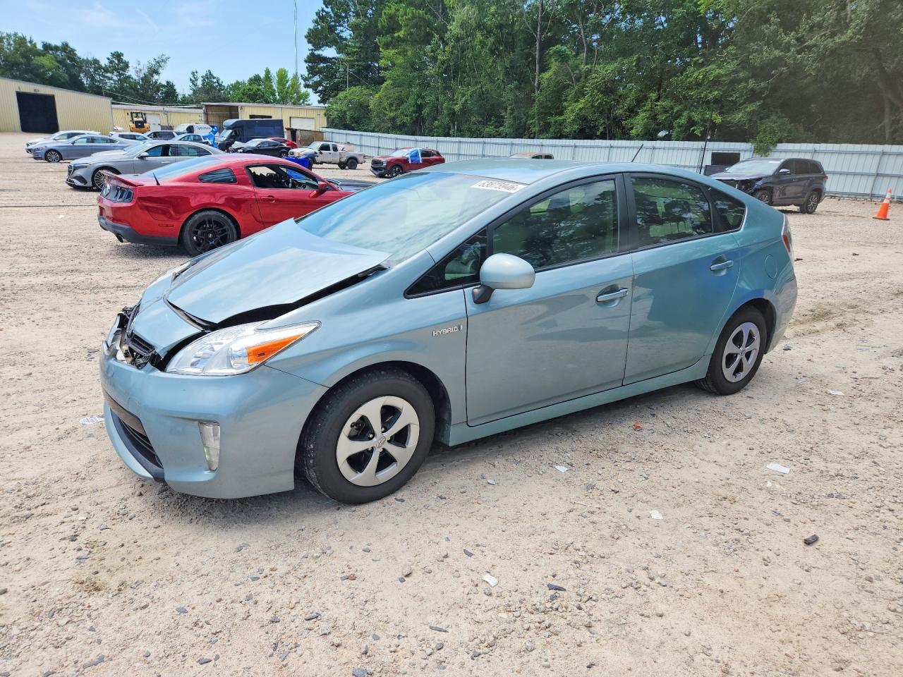 2015 Toyota Prius Two Серебряный vin: JTDKN3DU4F1980912
