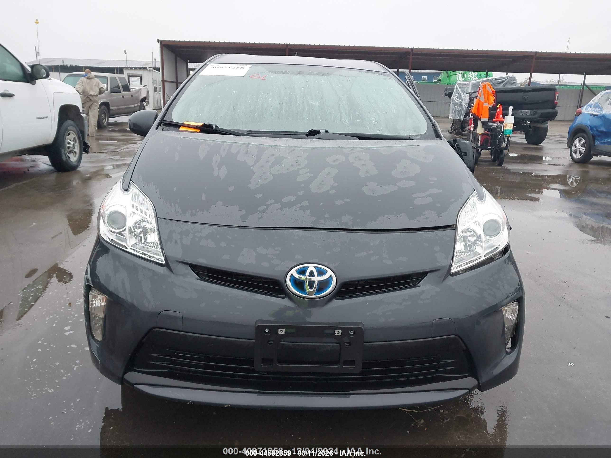 2015 Toyota Prius   Gray vin: JTDKN3DU4F1994356
