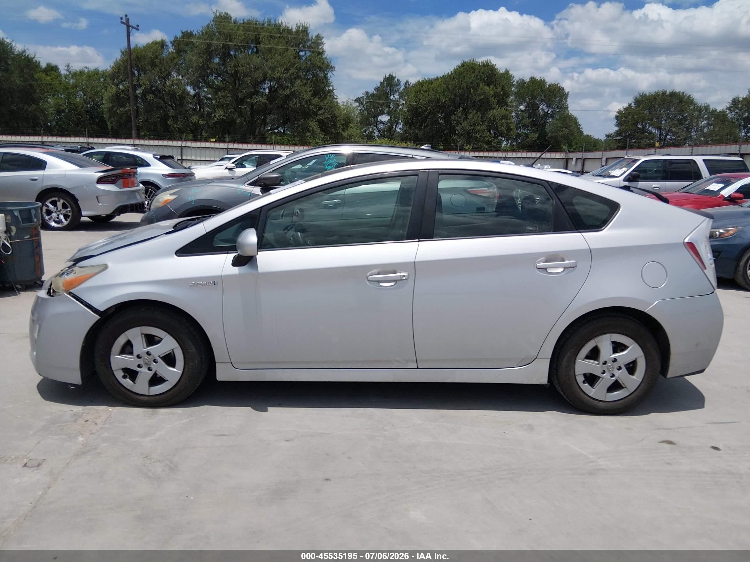 2010 Toyota Prius Iii Silver vin: JTDKN3DU5A0043081
