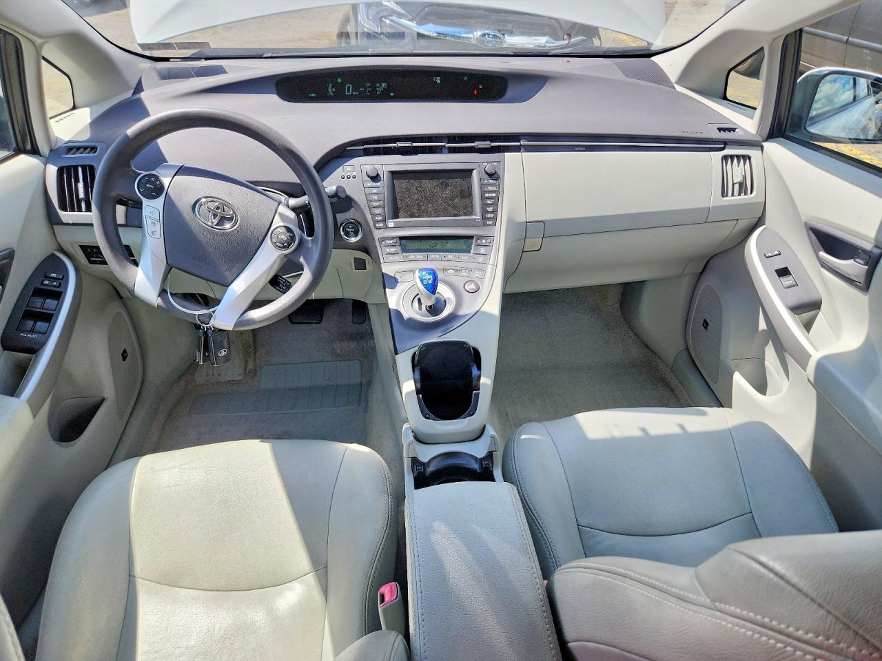2010 Toyota Prius Iii White vin: JTDKN3DU5A0052329