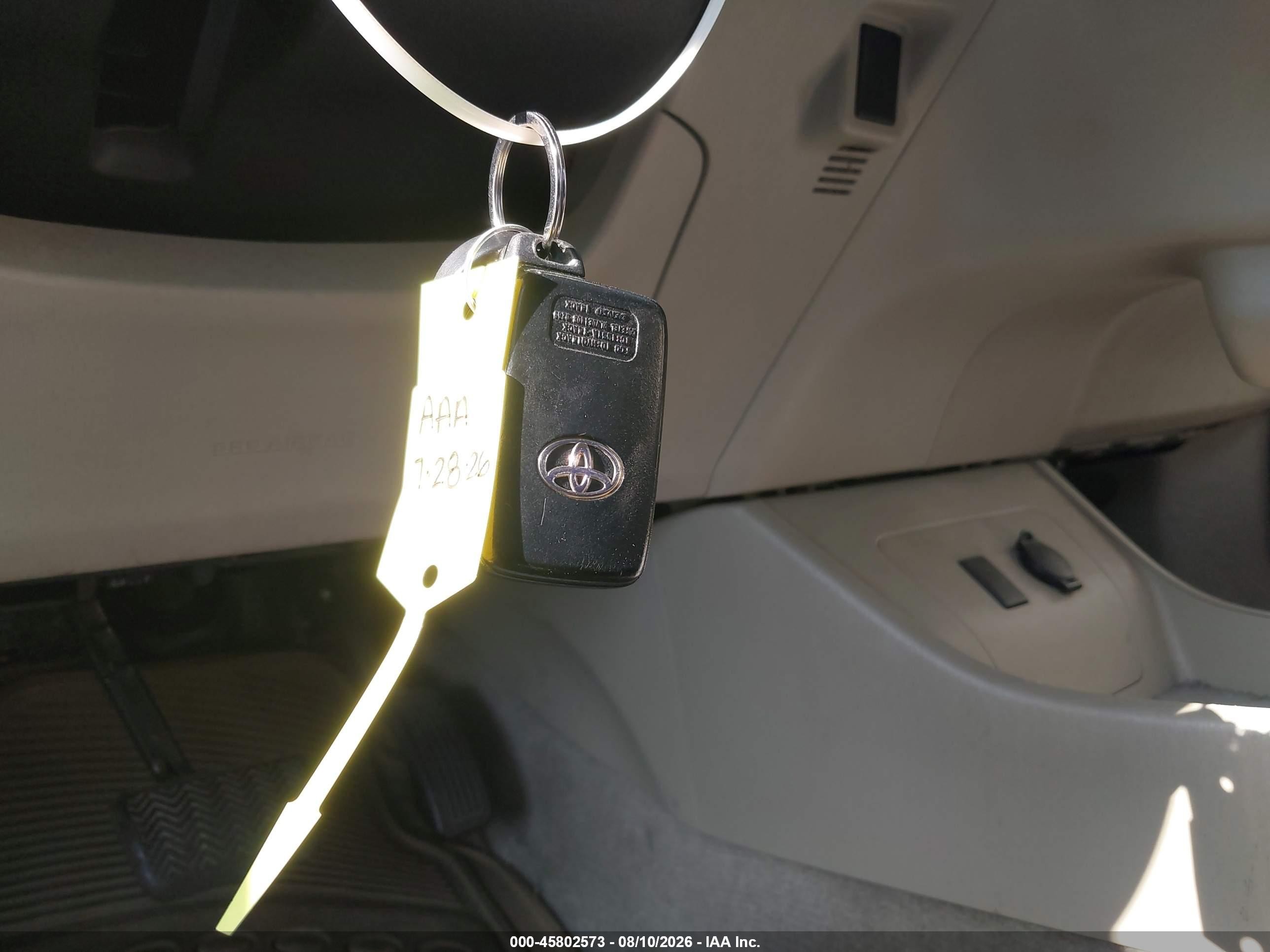 2010 Toyota Prius Ii White vin: JTDKN3DU5A0061001