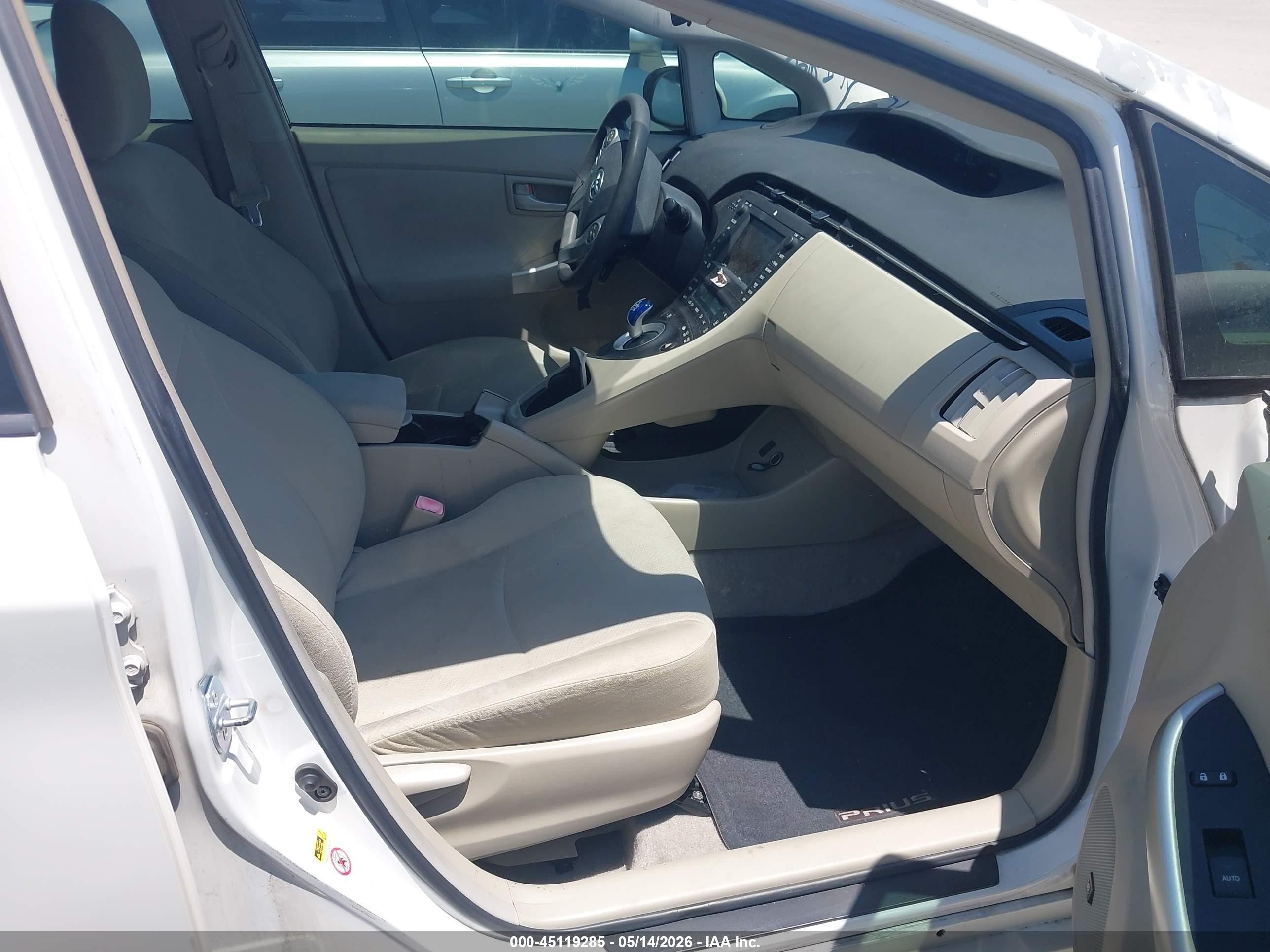 2010 Toyota Prius Iii White vin: JTDKN3DU5A0064495