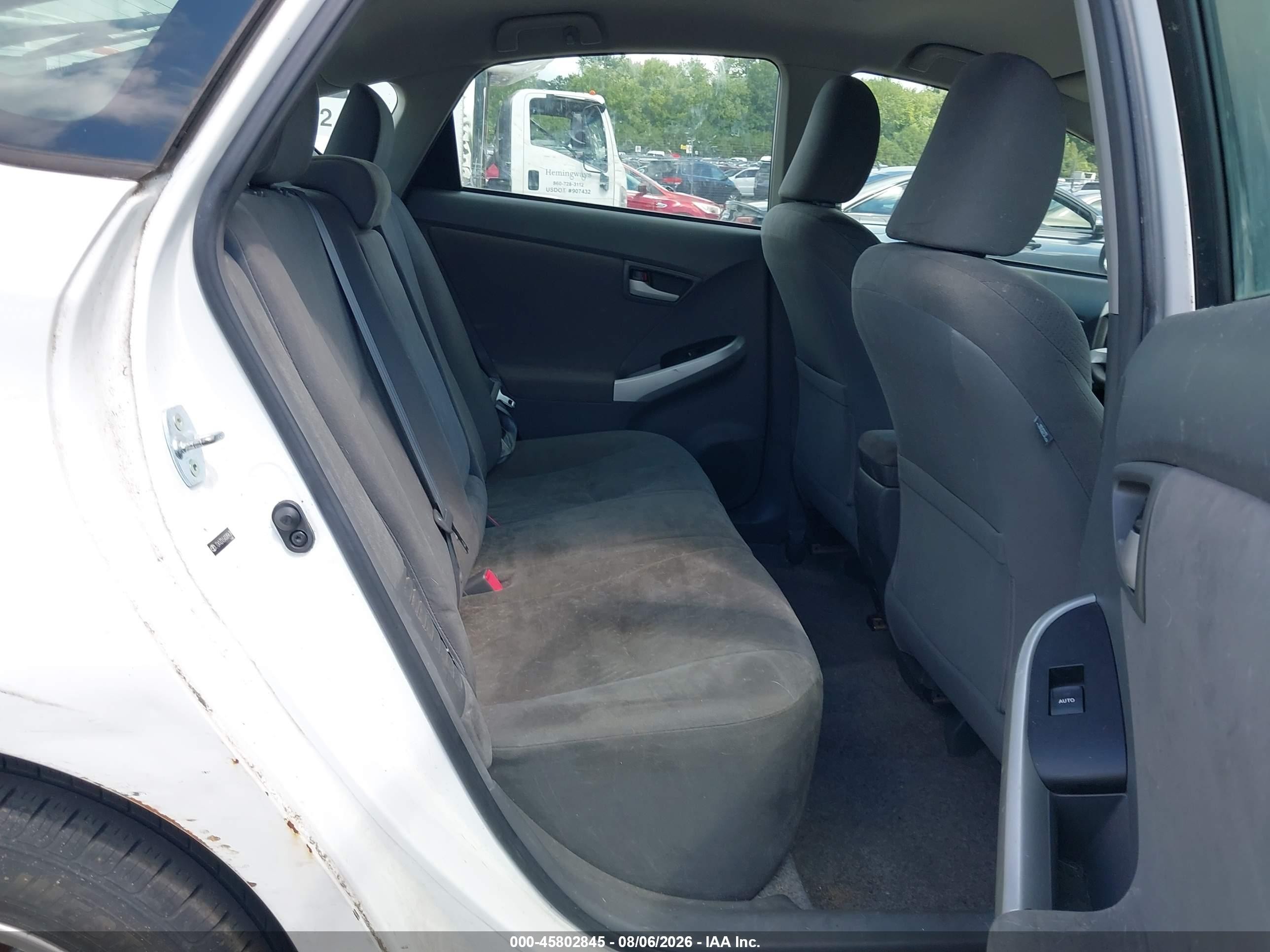 2010 Toyota Prius Ii White vin: JTDKN3DU5A0089638