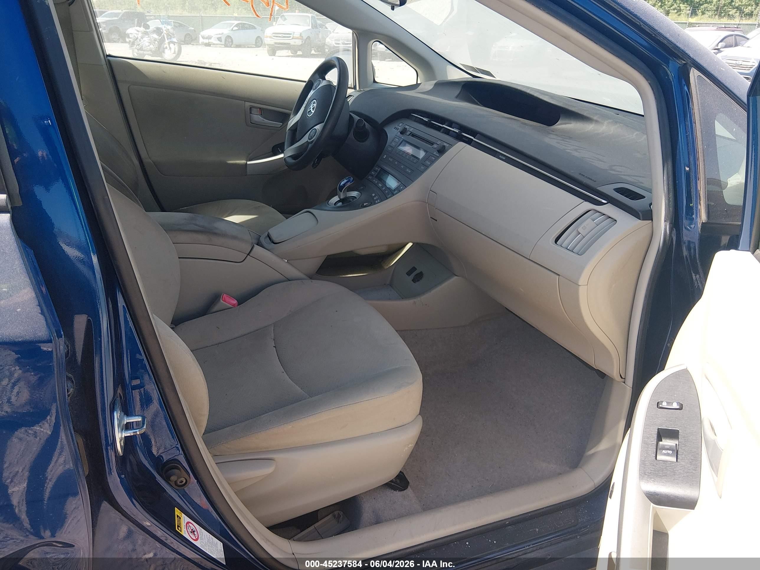 2010 Toyota Prius Iii Blue vin: JTDKN3DU5A0146503