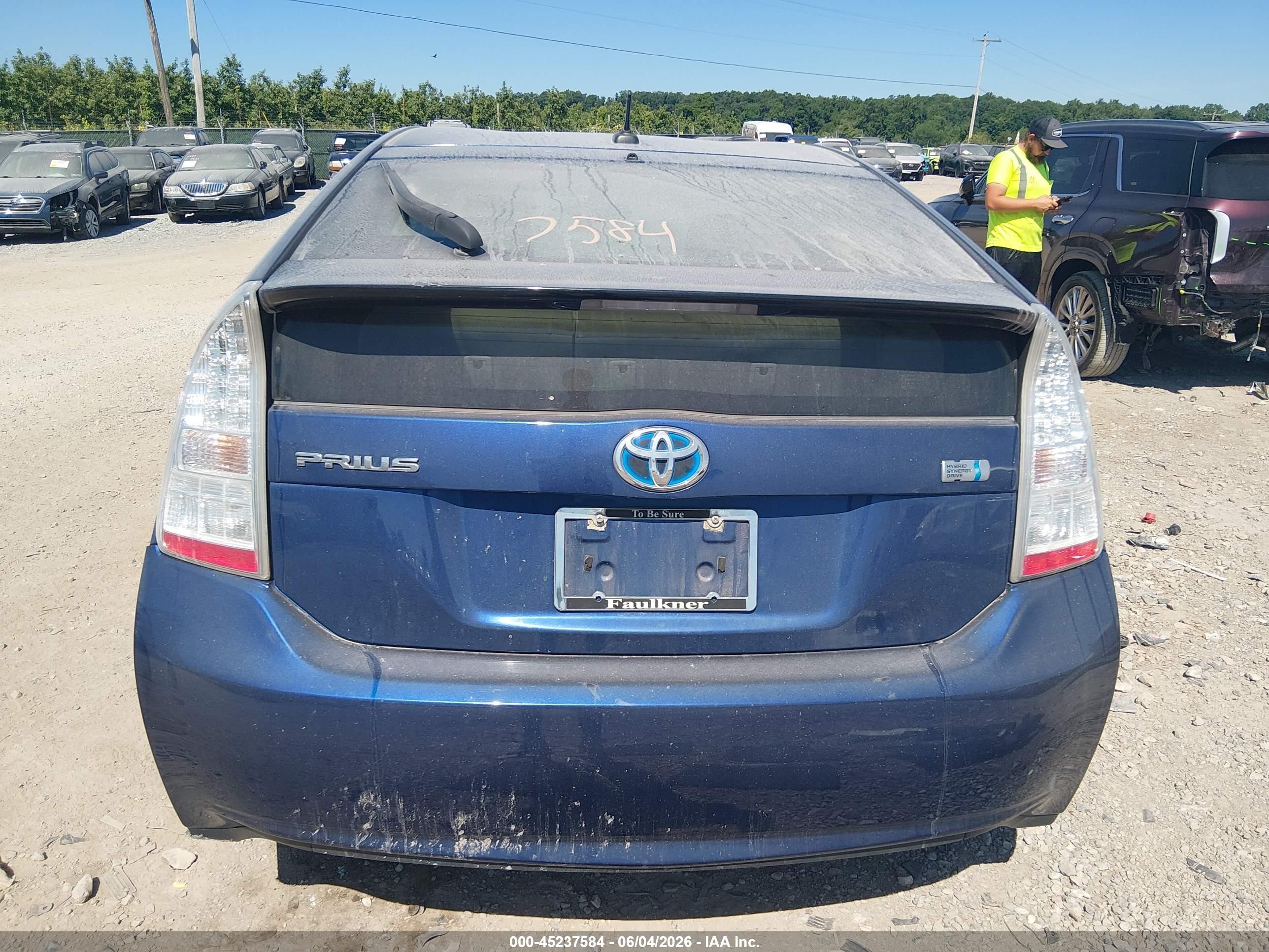 2010 Toyota Prius Iii Blue vin: JTDKN3DU5A0146503