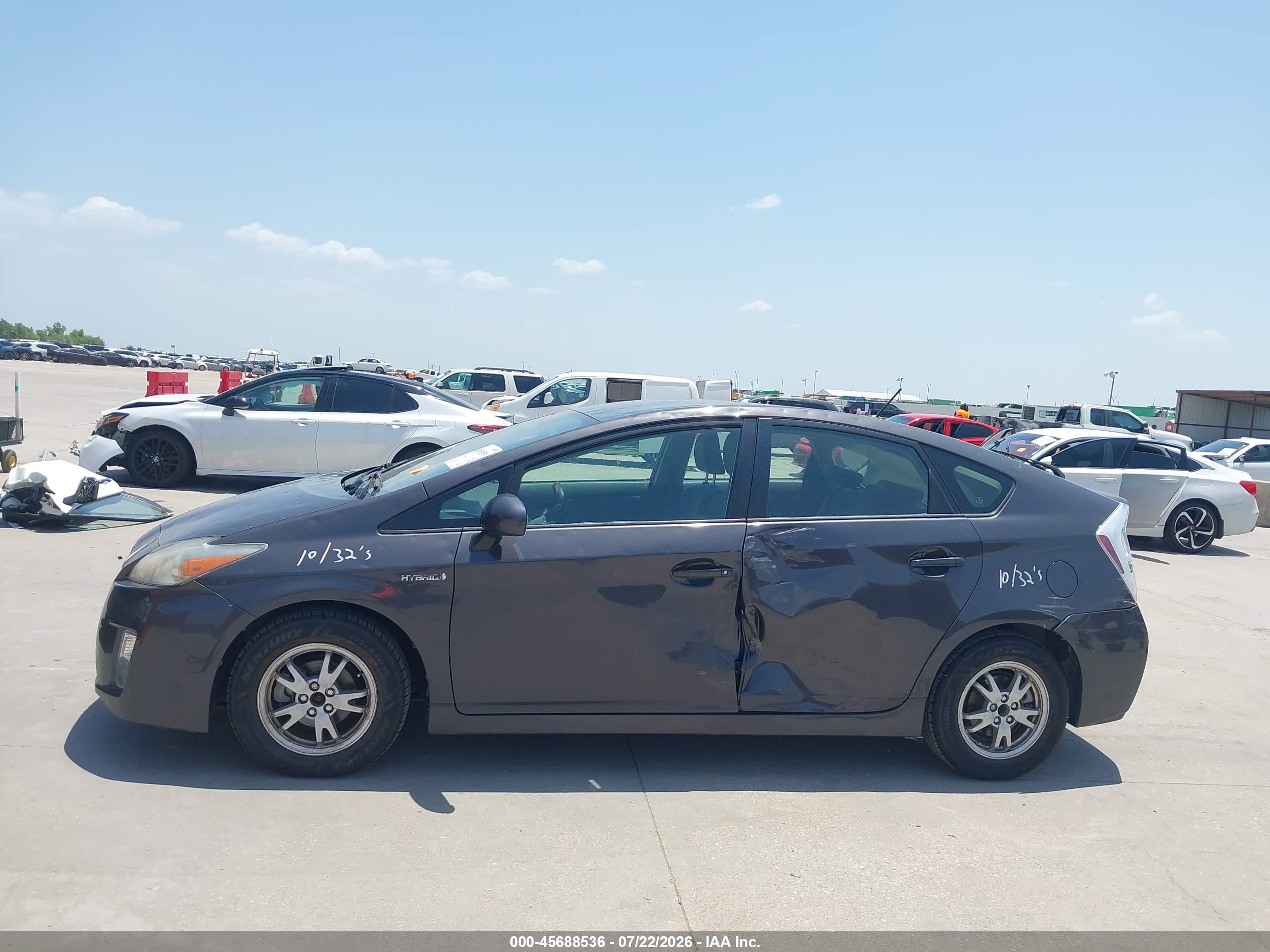 2010 Toyota Prius Iii Серый vin: JTDKN3DU5A0157260