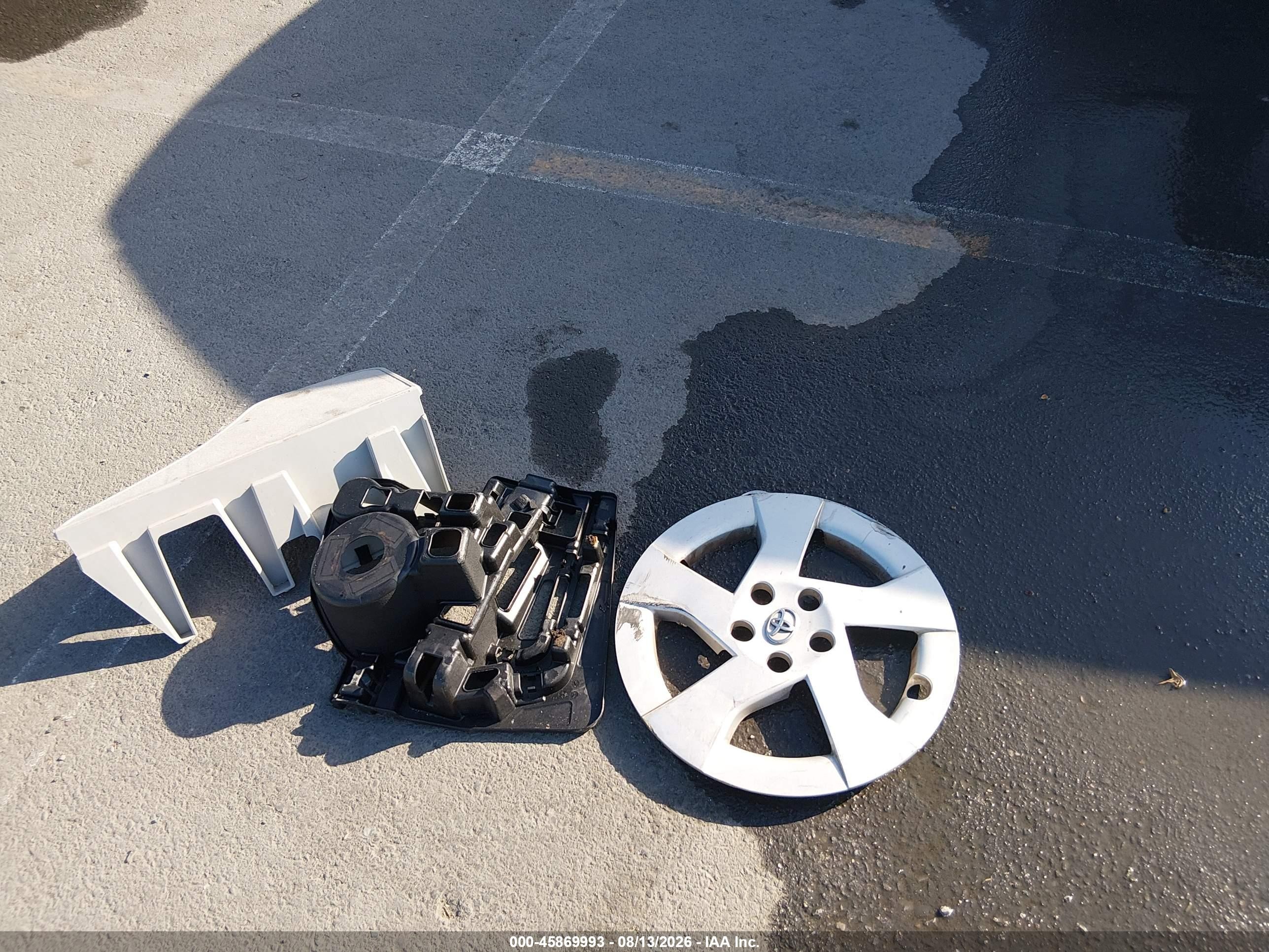 2010 Toyota Prius Iii Белый vin: JTDKN3DU5A0171675