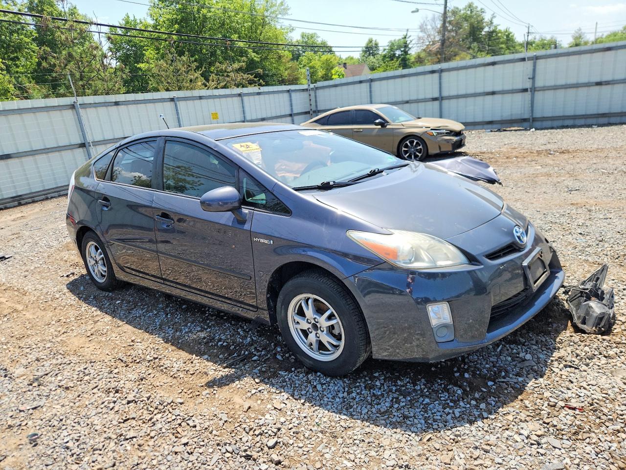 2010 Toyota Prius Iv Gray vin: JTDKN3DU5A0203010