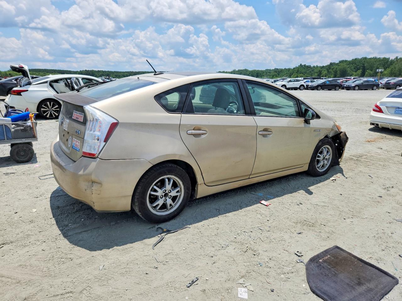 2010 Toyota Prius Iii Beige vin: JTDKN3DU5A0215111