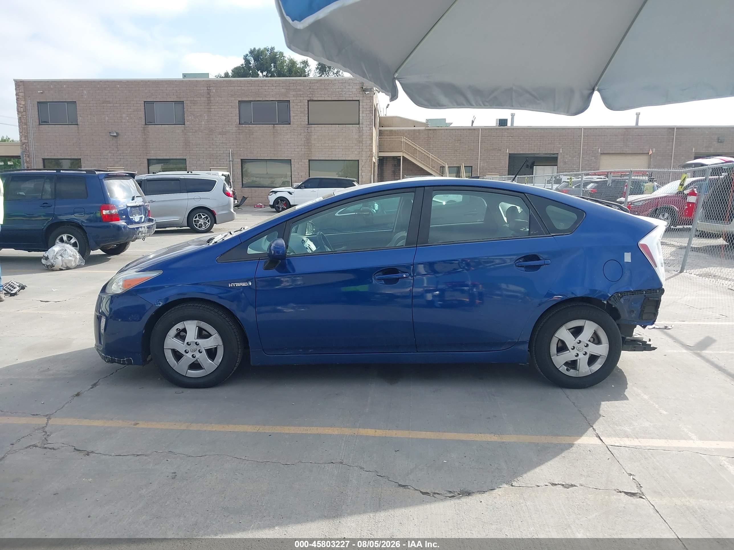 2010 Toyota Prius Iv Blue vin: JTDKN3DU5A0240445