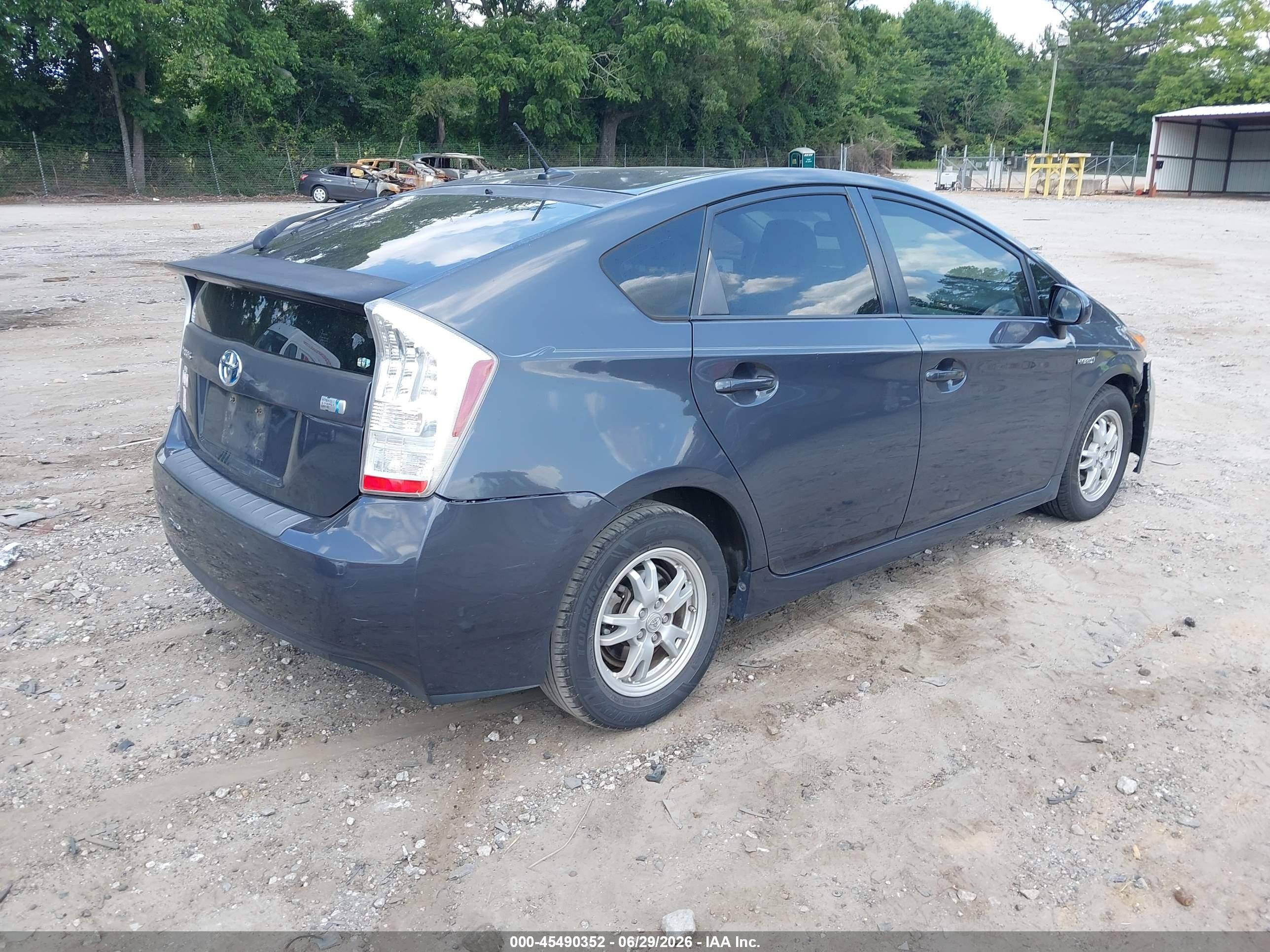2010 Toyota Prius Ii Gray vin: JTDKN3DU5A1102608