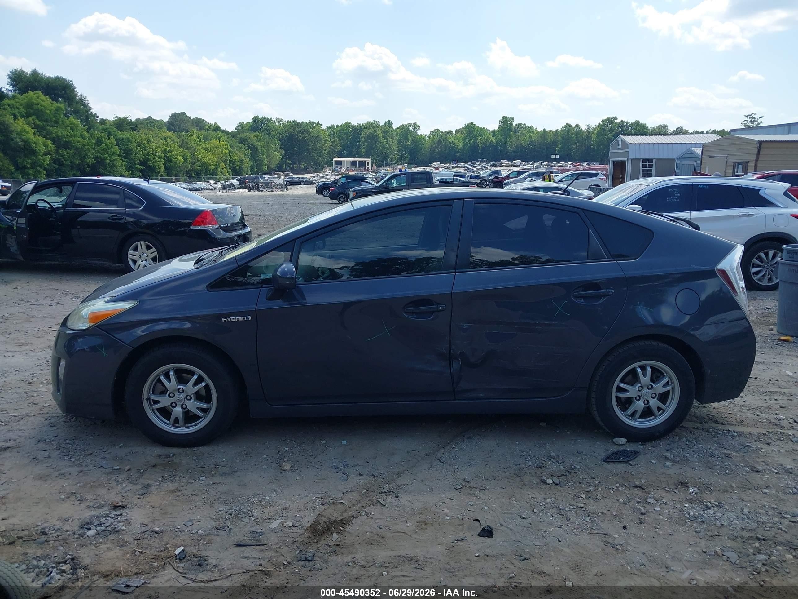 2010 Toyota Prius Ii Gray vin: JTDKN3DU5A1102608
