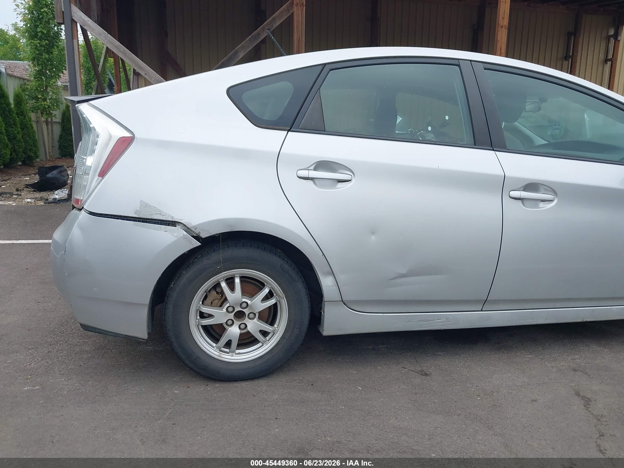 2010 Toyota Prius Iii Silver vin: JTDKN3DU5A5090484