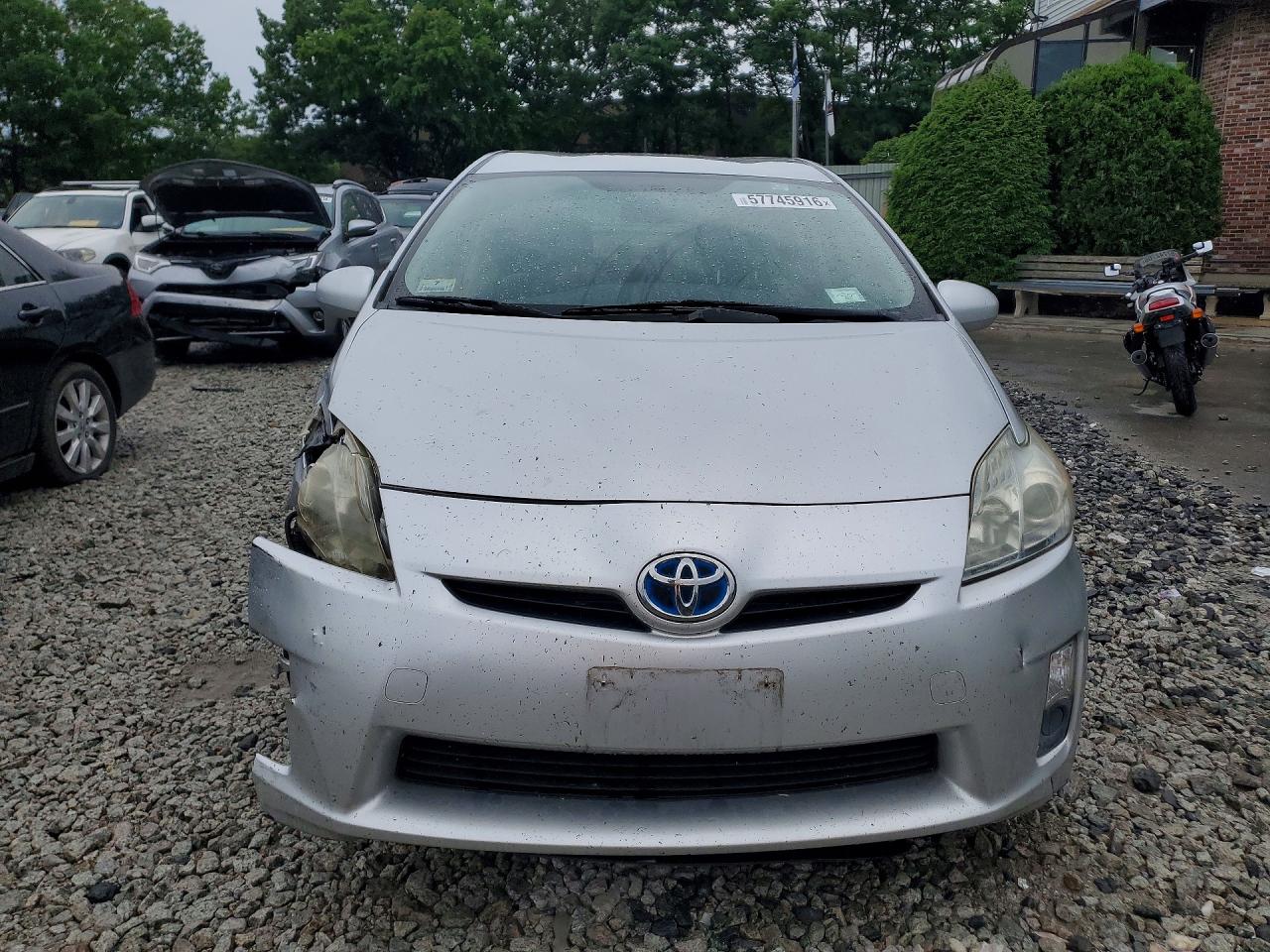2011 Toyota Prius Three Silver vin: JTDKN3DU5B0255805