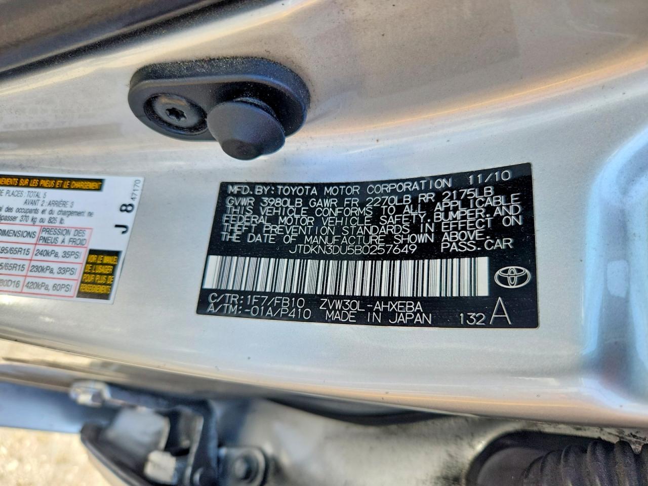 2011 Toyota Prius Three Silver vin: JTDKN3DU5B0257649