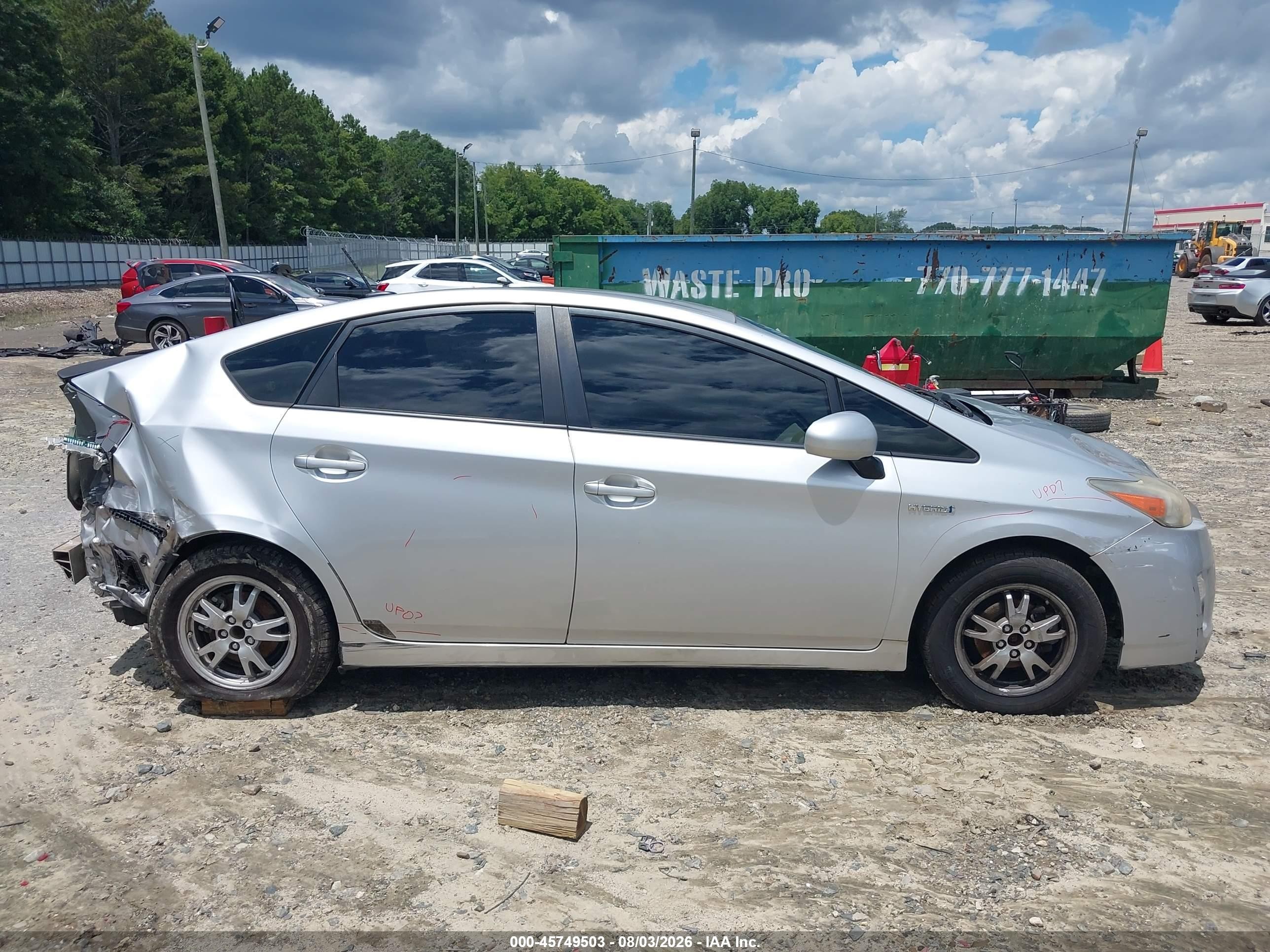 2011 Toyota Prius Four Silver vin: JTDKN3DU5B0266836