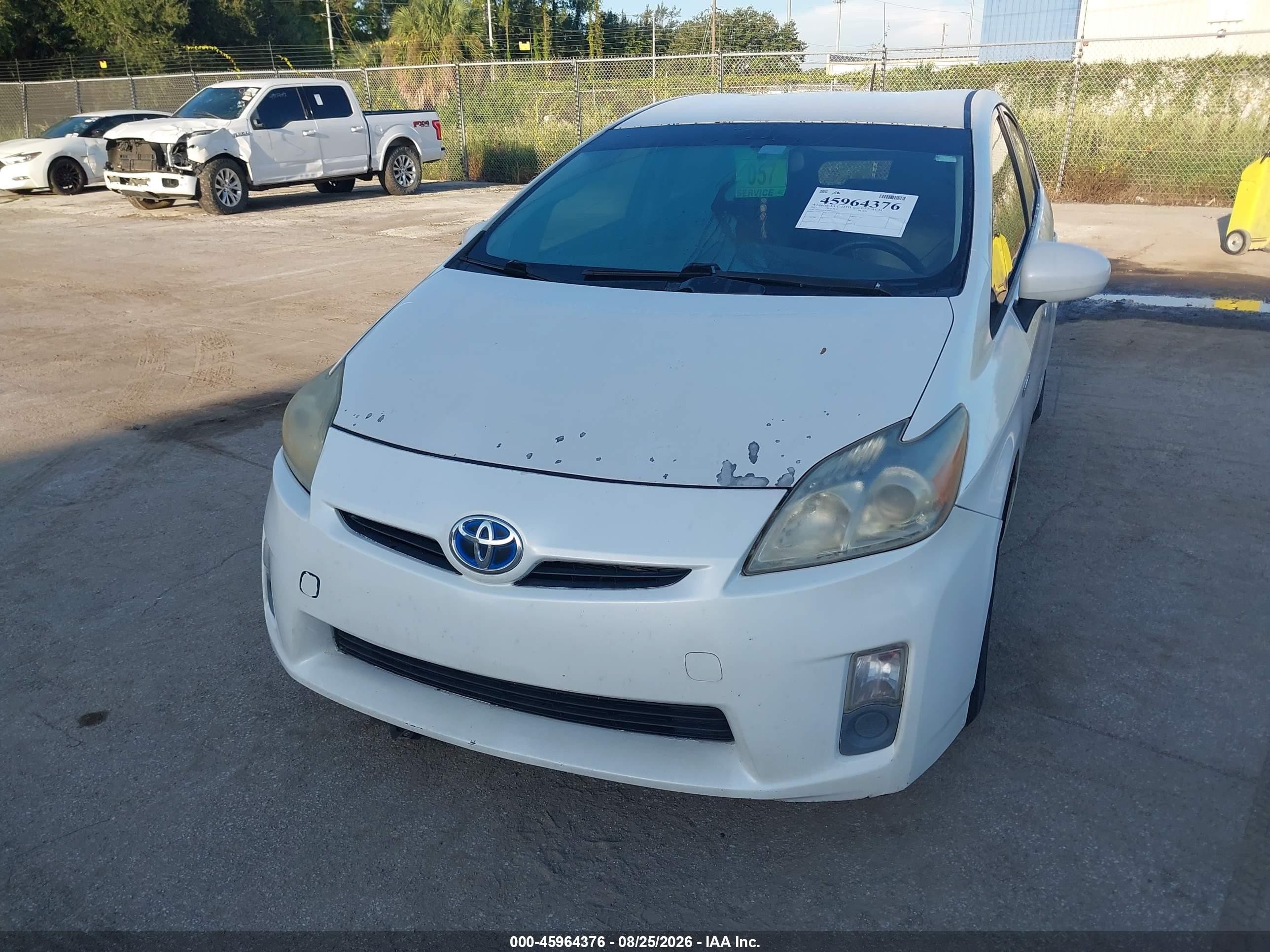 2011 Toyota Prius Four White vin: JTDKN3DU5B0274337
