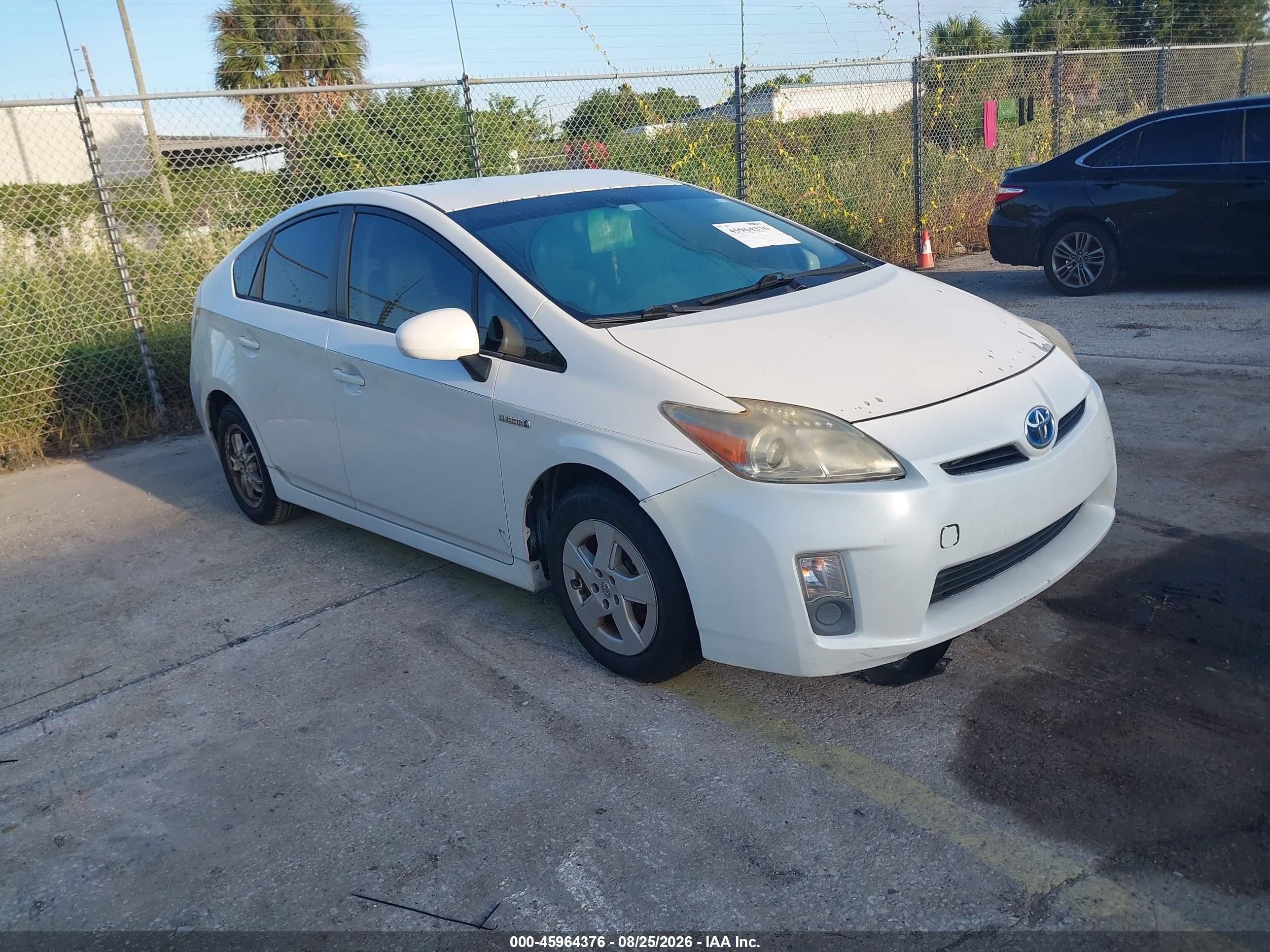 2011 Toyota Prius Four White vin: JTDKN3DU5B0274337
