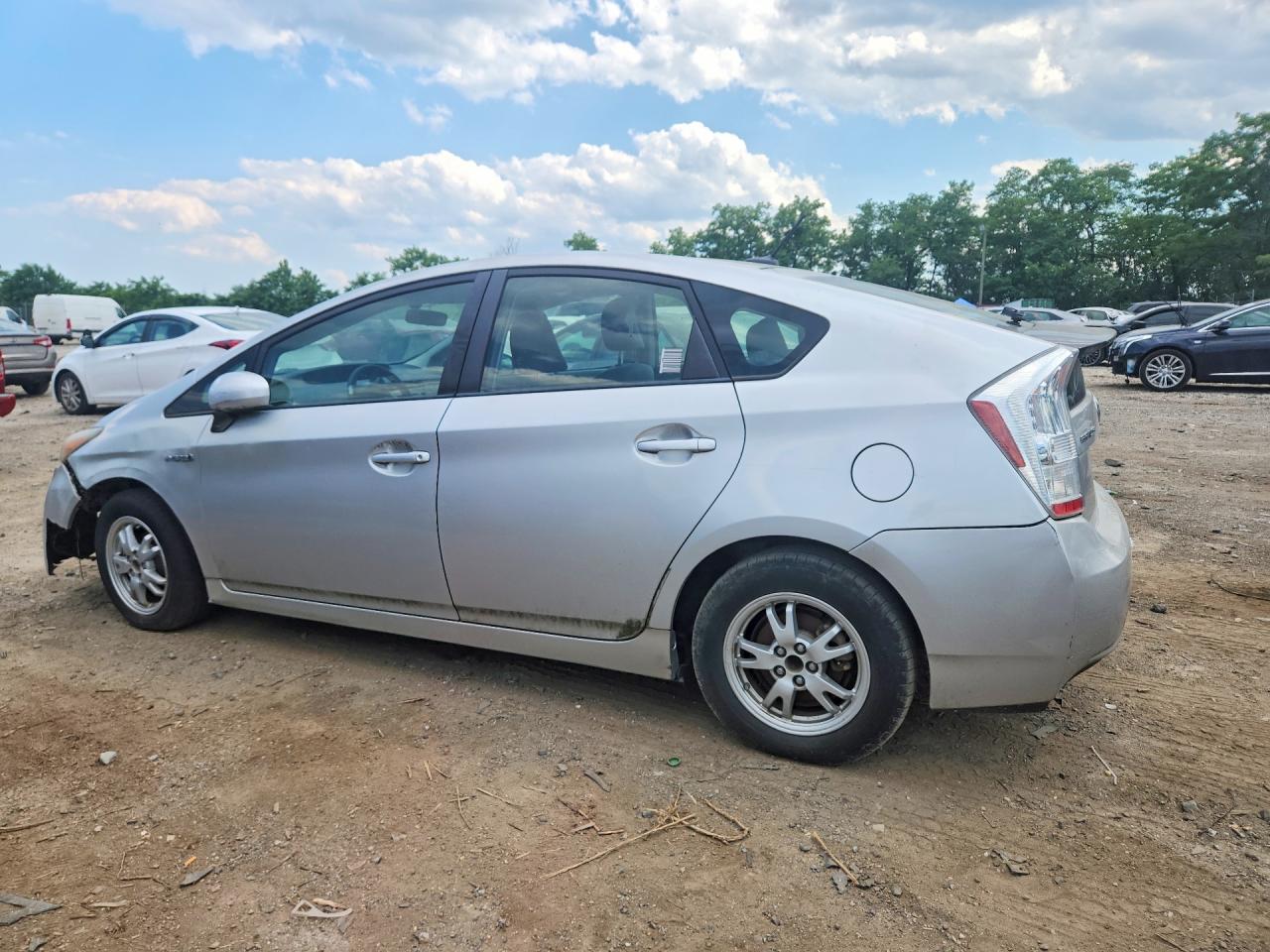 2011 Toyota Prius Two Silver vin: JTDKN3DU5B0287315