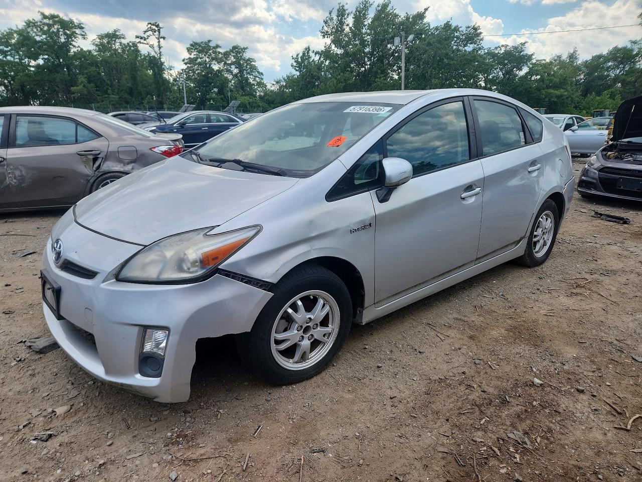 2011 Toyota Prius Two Silver vin: JTDKN3DU5B0287315