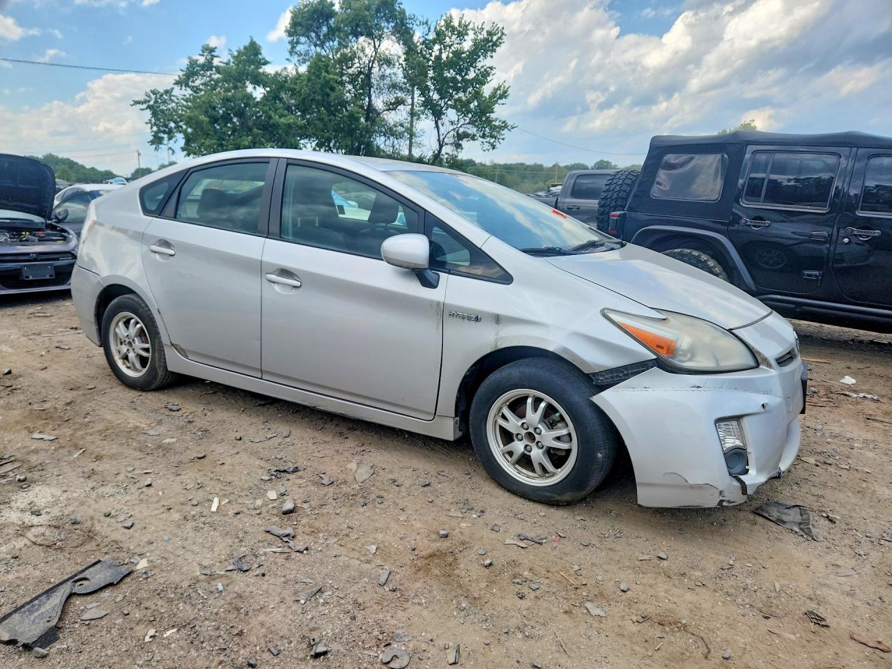 2011 Toyota Prius Two Silver vin: JTDKN3DU5B0287315