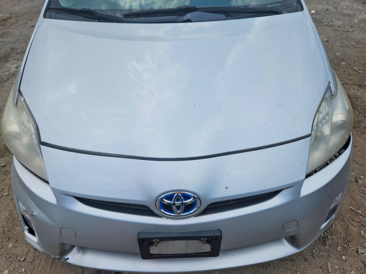 2011 Toyota Prius Two Silver vin: JTDKN3DU5B0287315