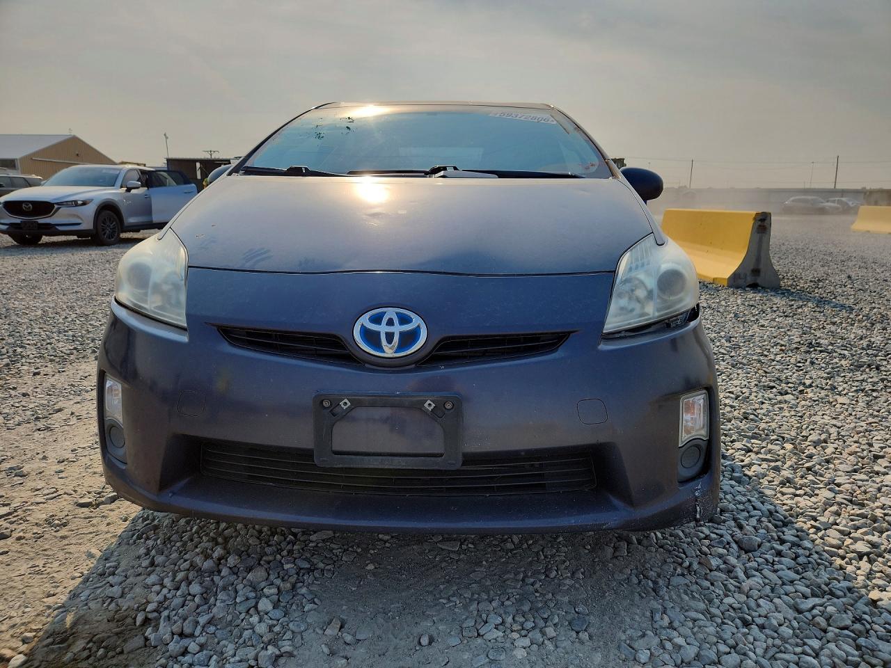 2011 Toyota Prius Three Gray vin: JTDKN3DU5B0289470