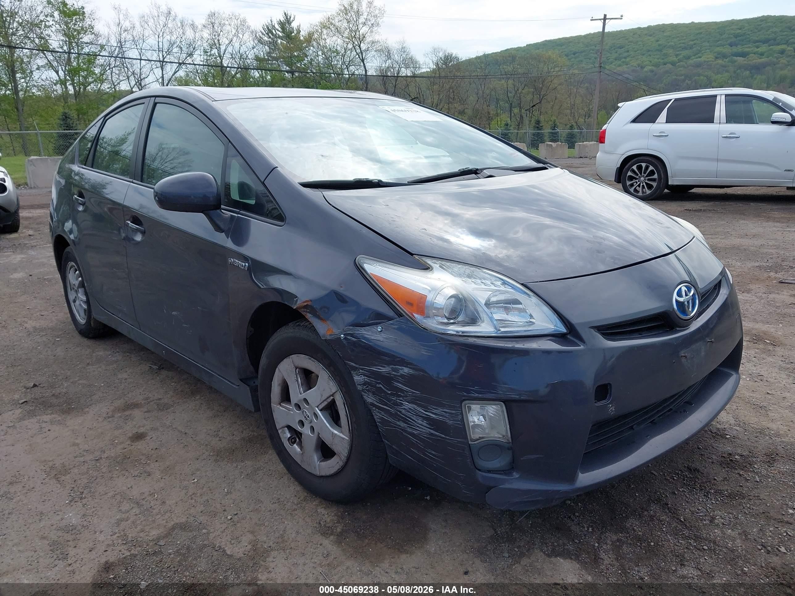2011 Toyota Prius Three Gray vin: JTDKN3DU5B0294698