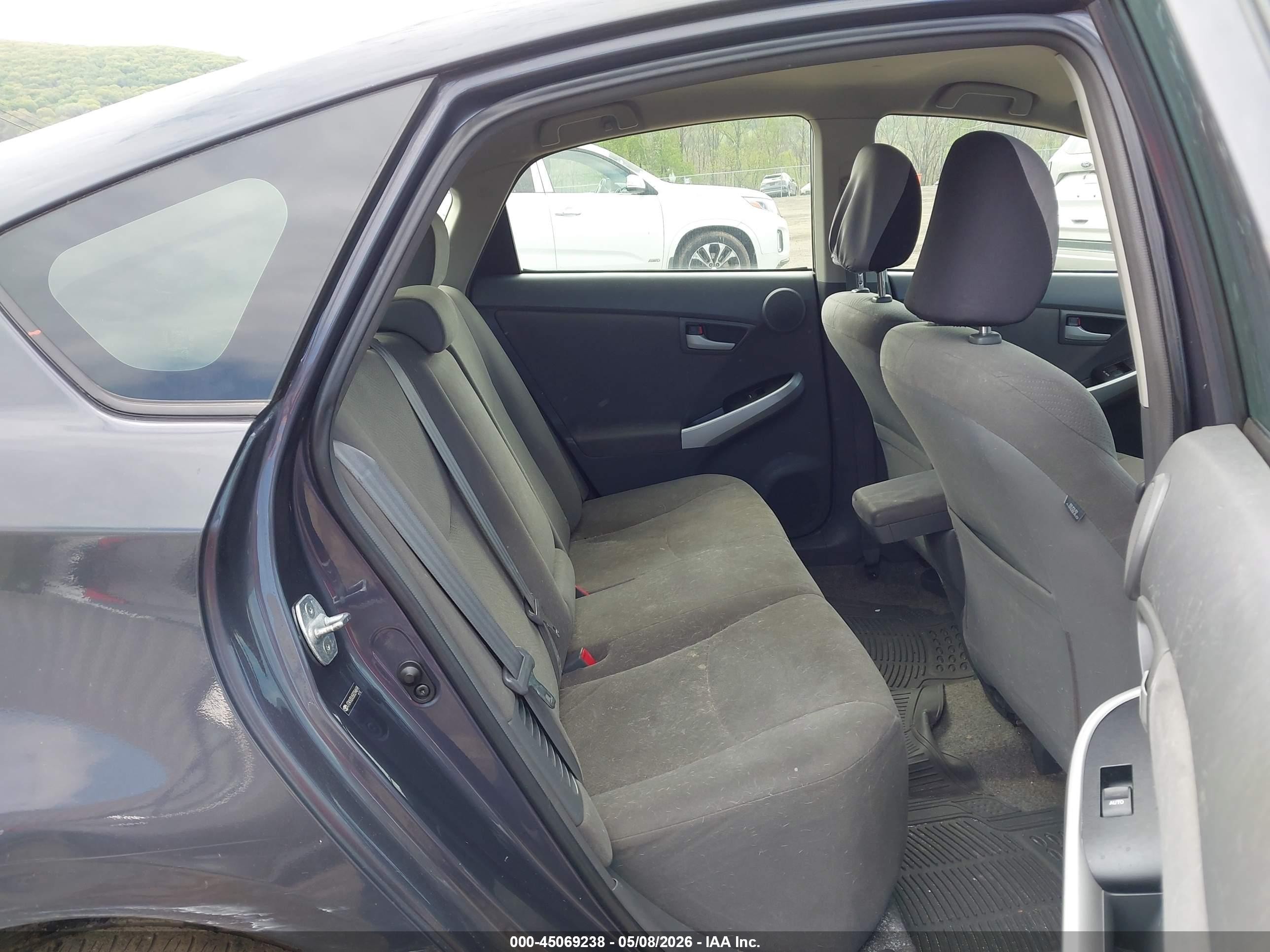 2011 Toyota Prius Three Gray vin: JTDKN3DU5B0294698