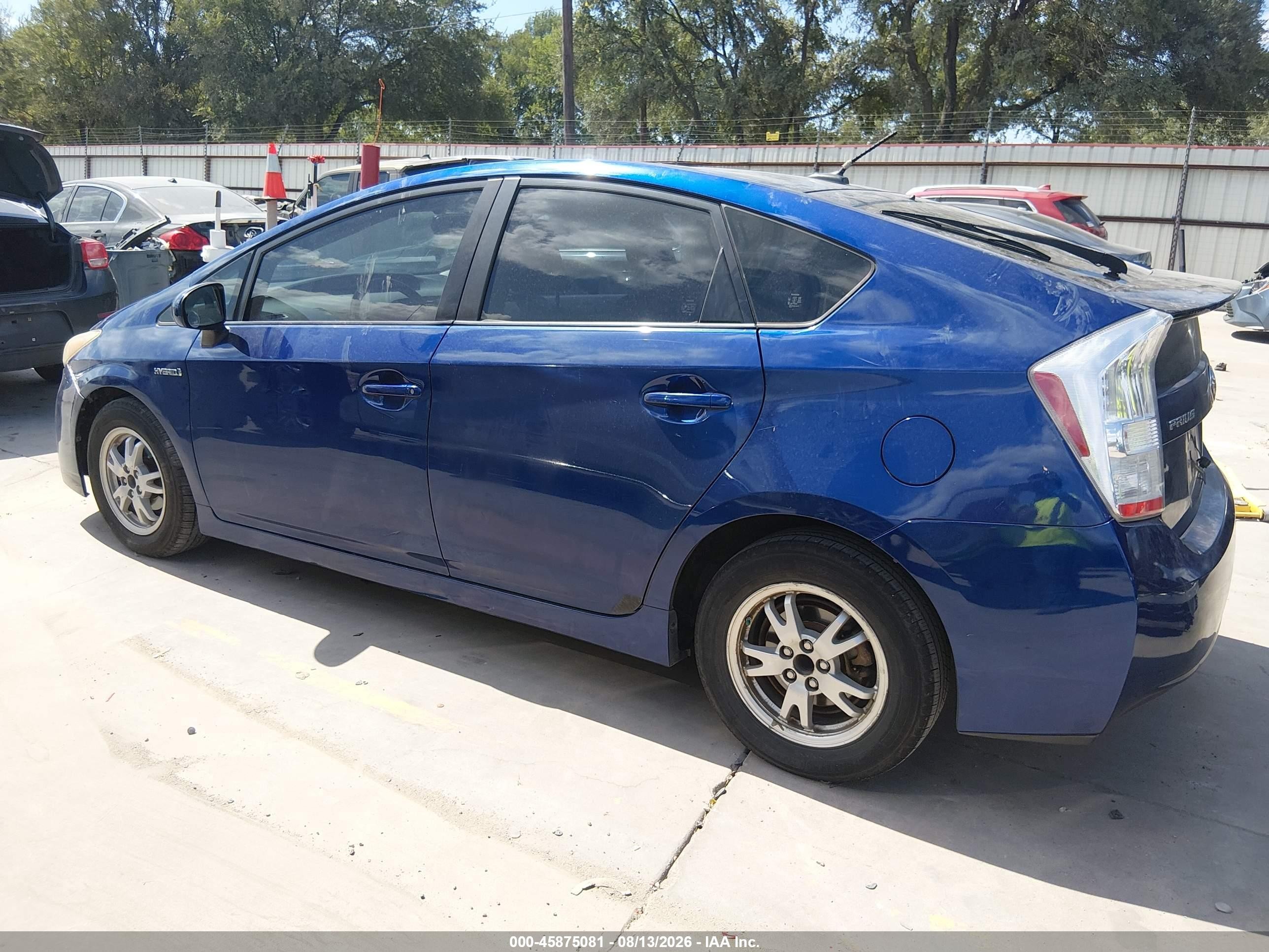 2011 Toyota Prius Two Blue vin: JTDKN3DU5B0310706