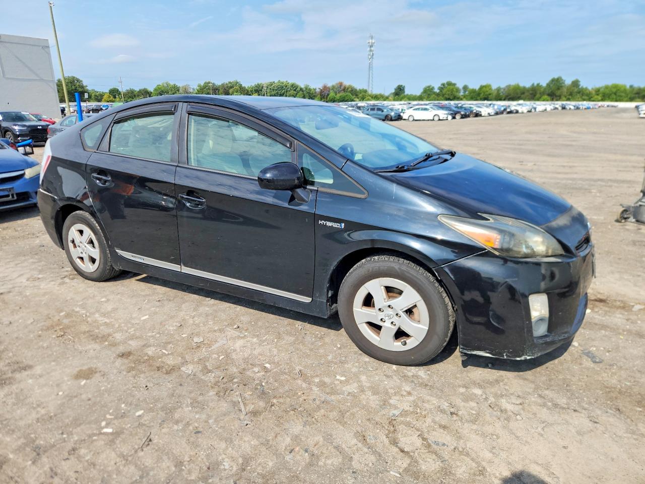 2011 Toyota Prius Three Черный vin: JTDKN3DU5B0320748