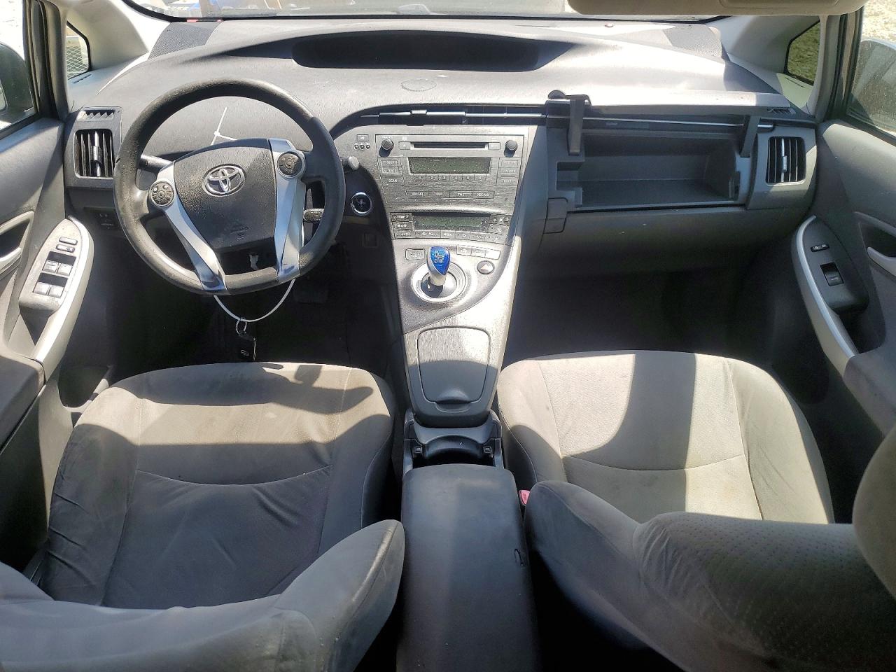 2011 Toyota Prius Two Gray vin: JTDKN3DU5B0325058
