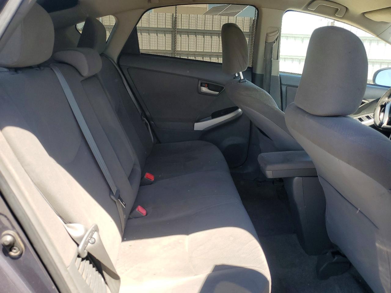 2011 Toyota Prius Two Gray vin: JTDKN3DU5B0325058