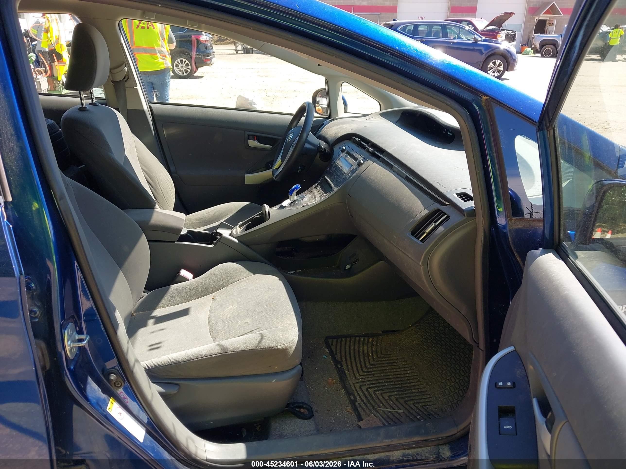 2011 Toyota Prius Three Blue vin: JTDKN3DU5B0325092