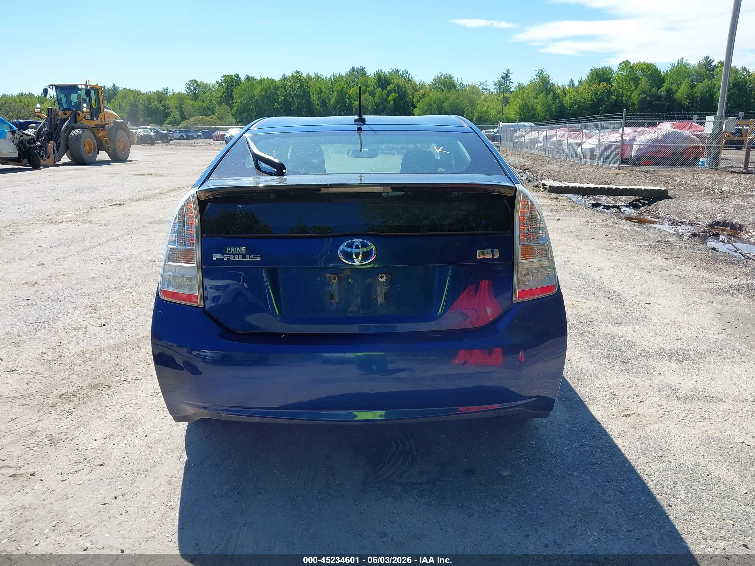 2011 Toyota Prius Three Blue vin: JTDKN3DU5B0325092