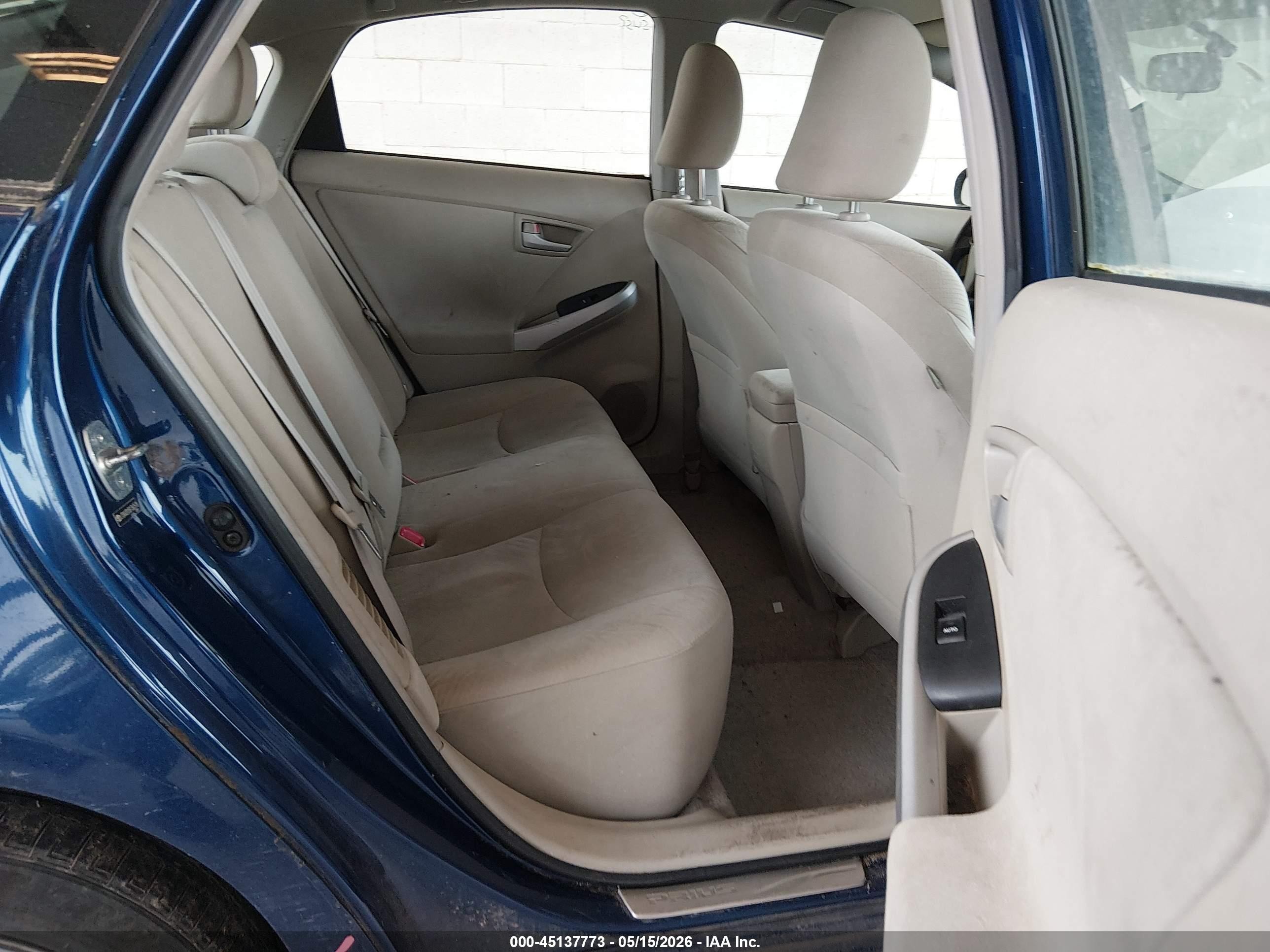 2011 Toyota Prius Two Синий vin: JTDKN3DU5B1360578