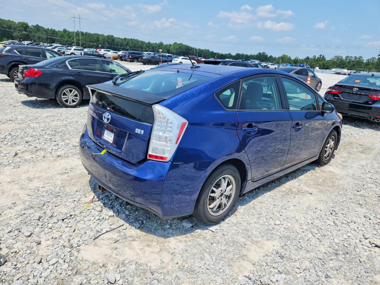 2011 Toyota Prius Two Blue vin: JTDKN3DU5B1365182