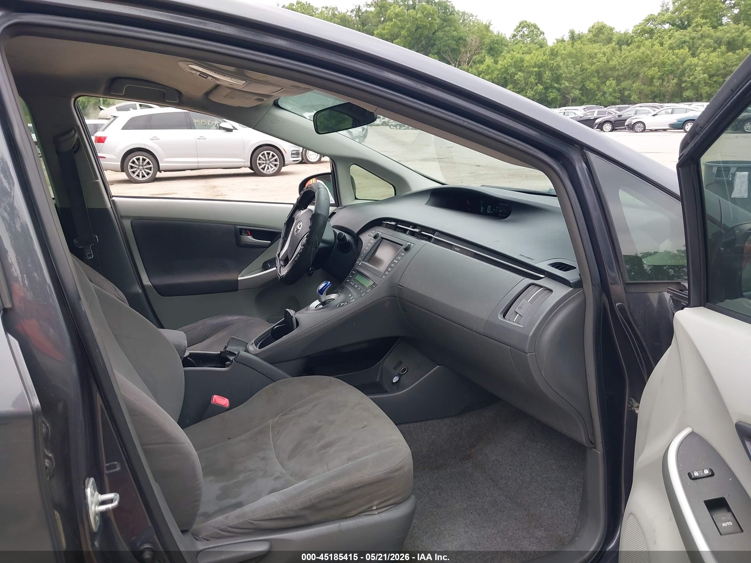 2011 Toyota Prius Three Gray vin: JTDKN3DU5B1374433