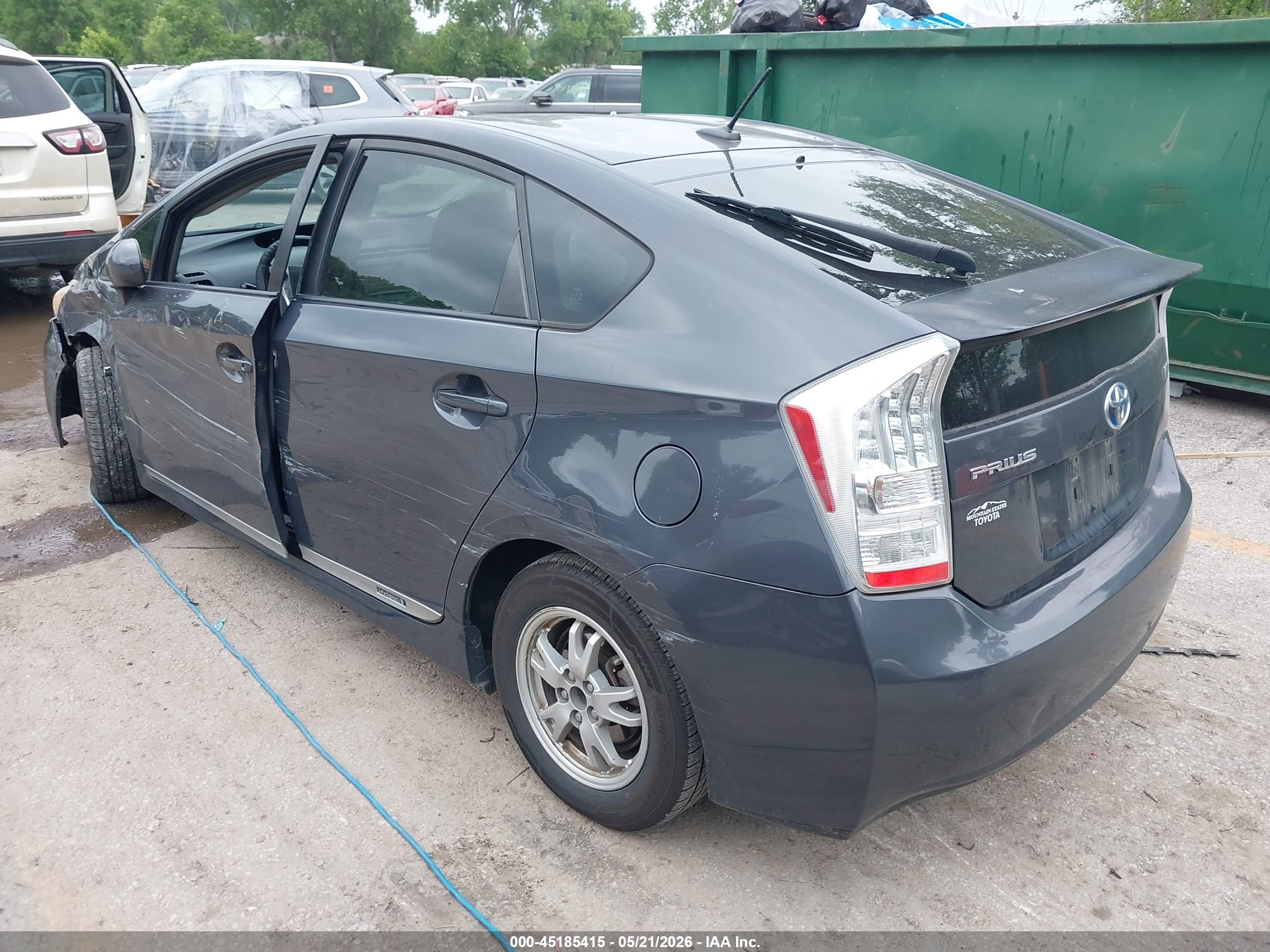 2011 Toyota Prius Three Gray vin: JTDKN3DU5B1374433