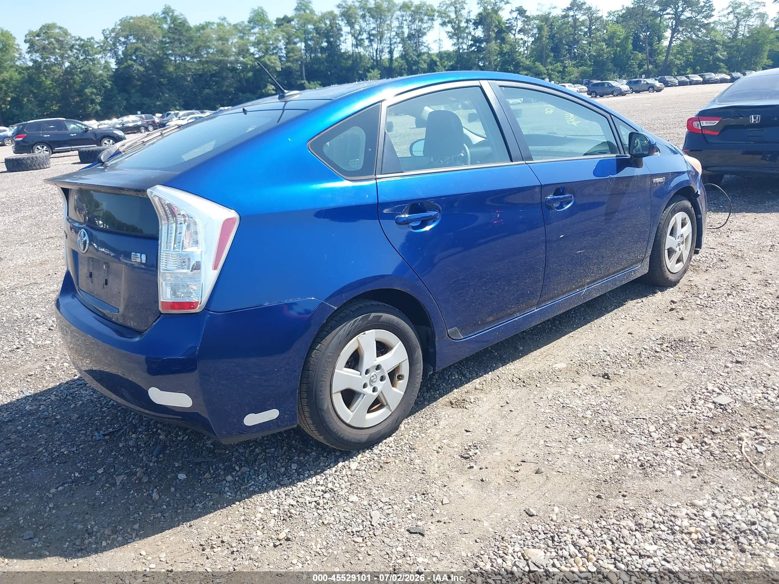 2011 Toyota Prius Two Blue vin: JTDKN3DU5B1390910