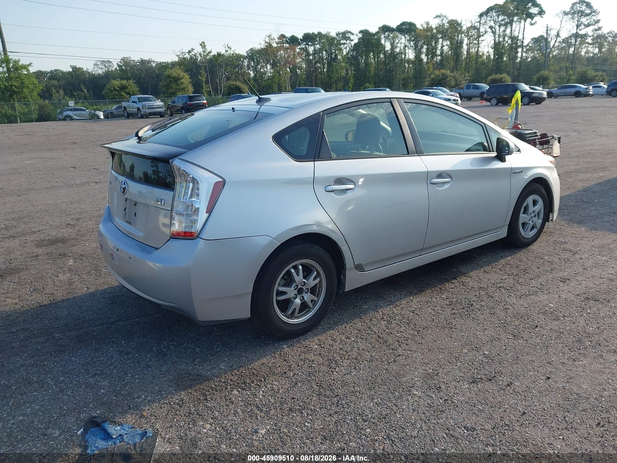 2011 Toyota Prius Two Silver vin: JTDKN3DU5B1403252