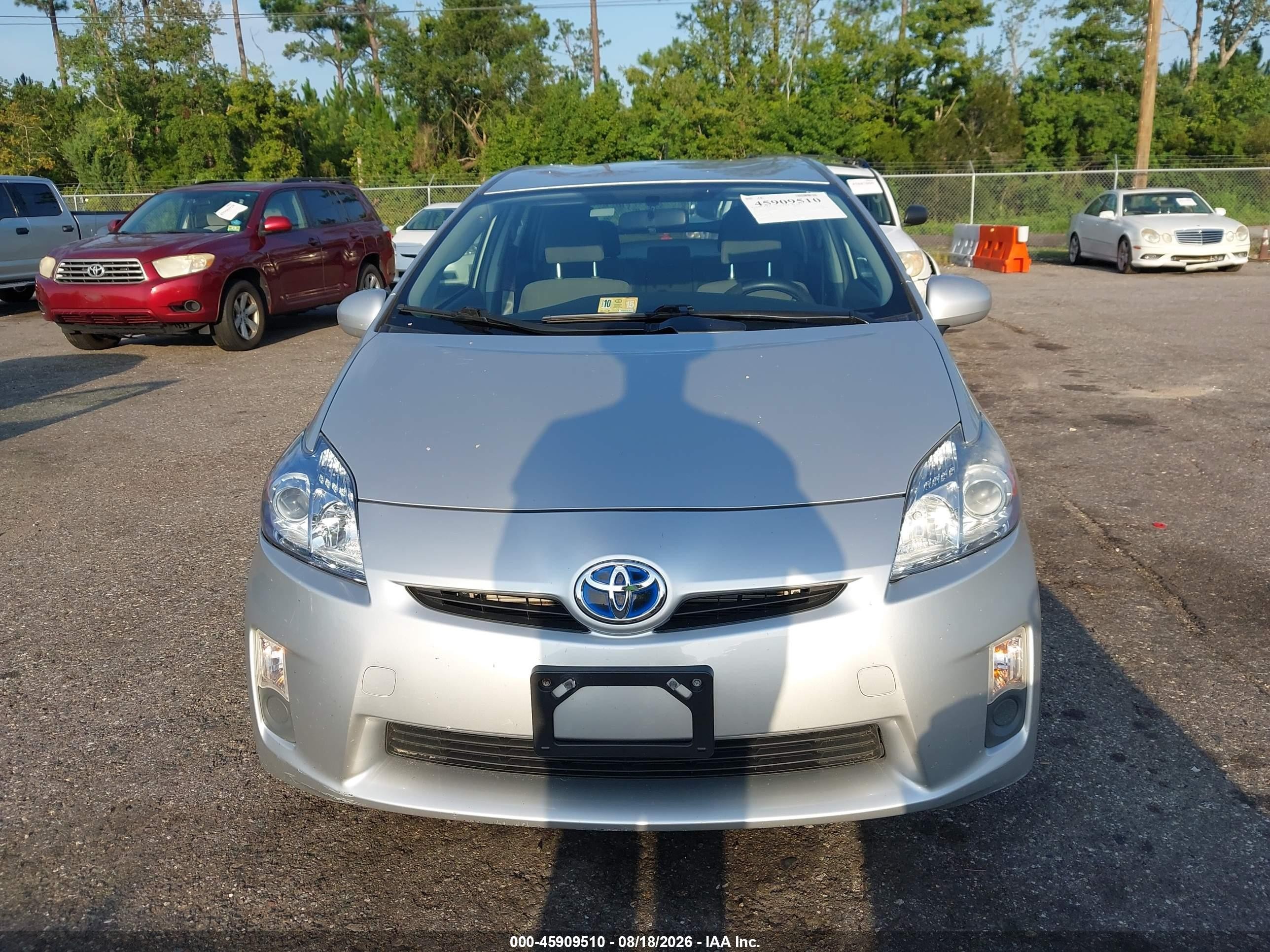 2011 Toyota Prius Two Silver vin: JTDKN3DU5B1403252