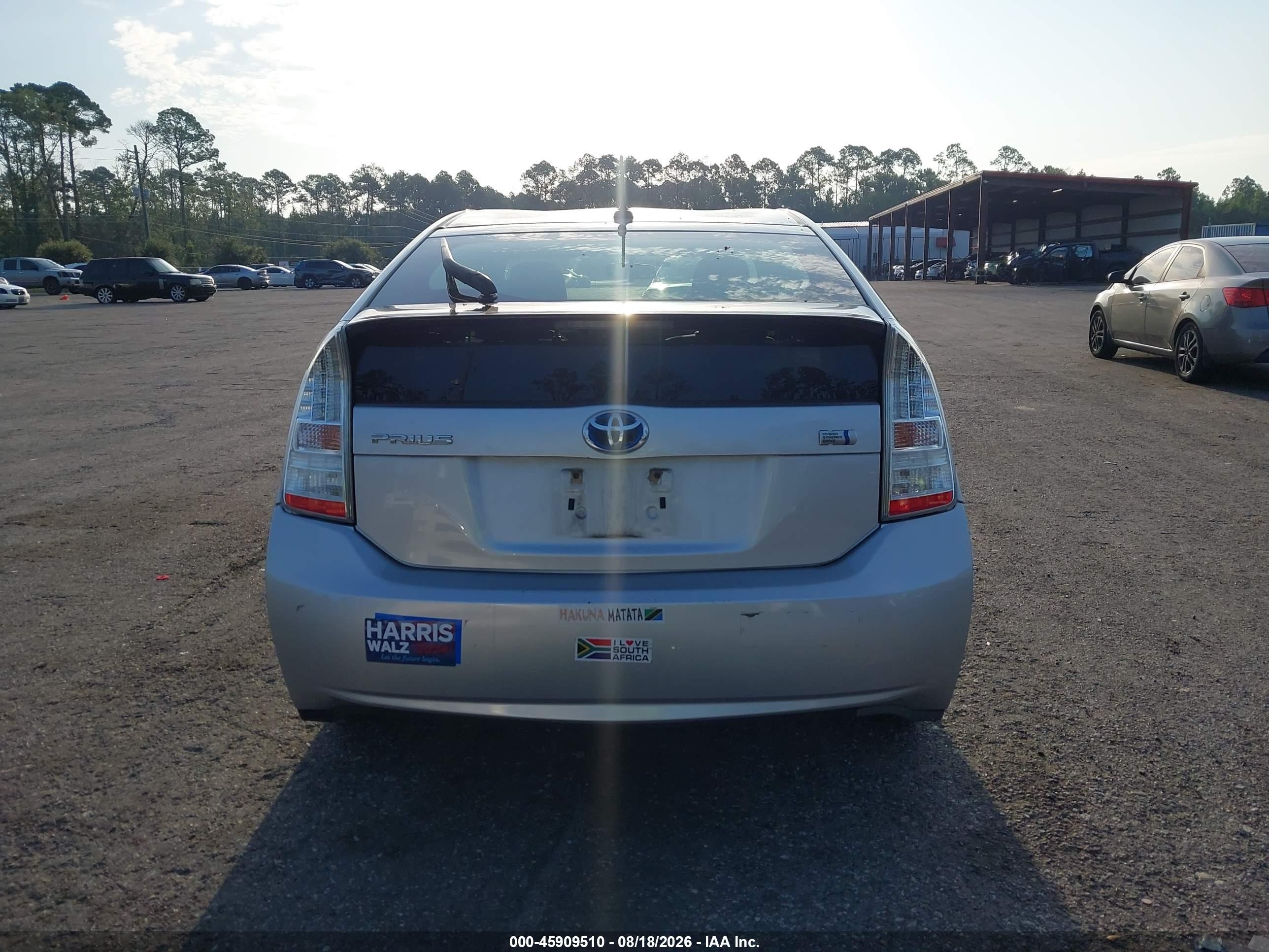 2011 Toyota Prius Two Silver vin: JTDKN3DU5B1403252
