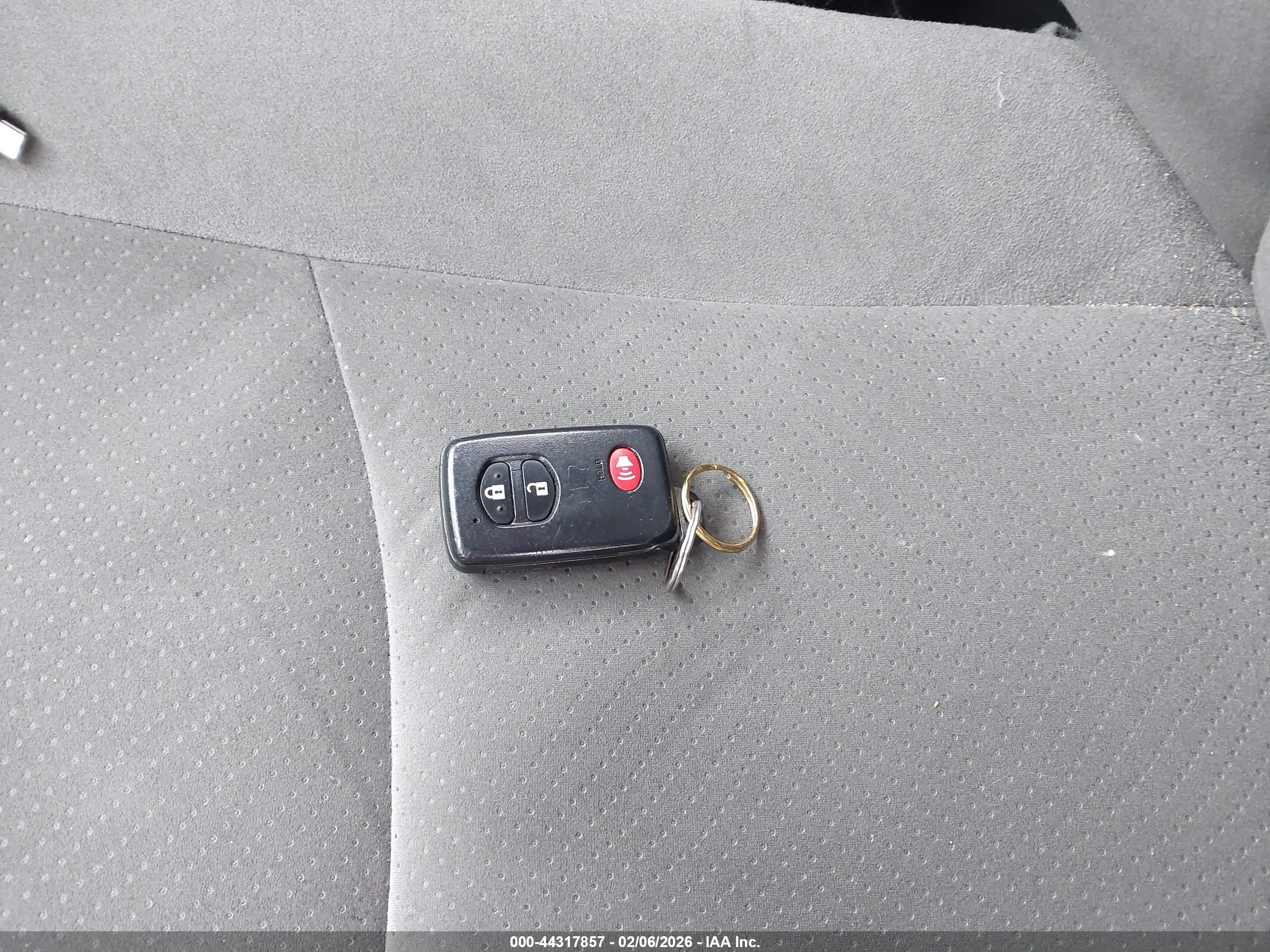 2011 Toyota Prius Two Red vin: JTDKN3DU5B1412517