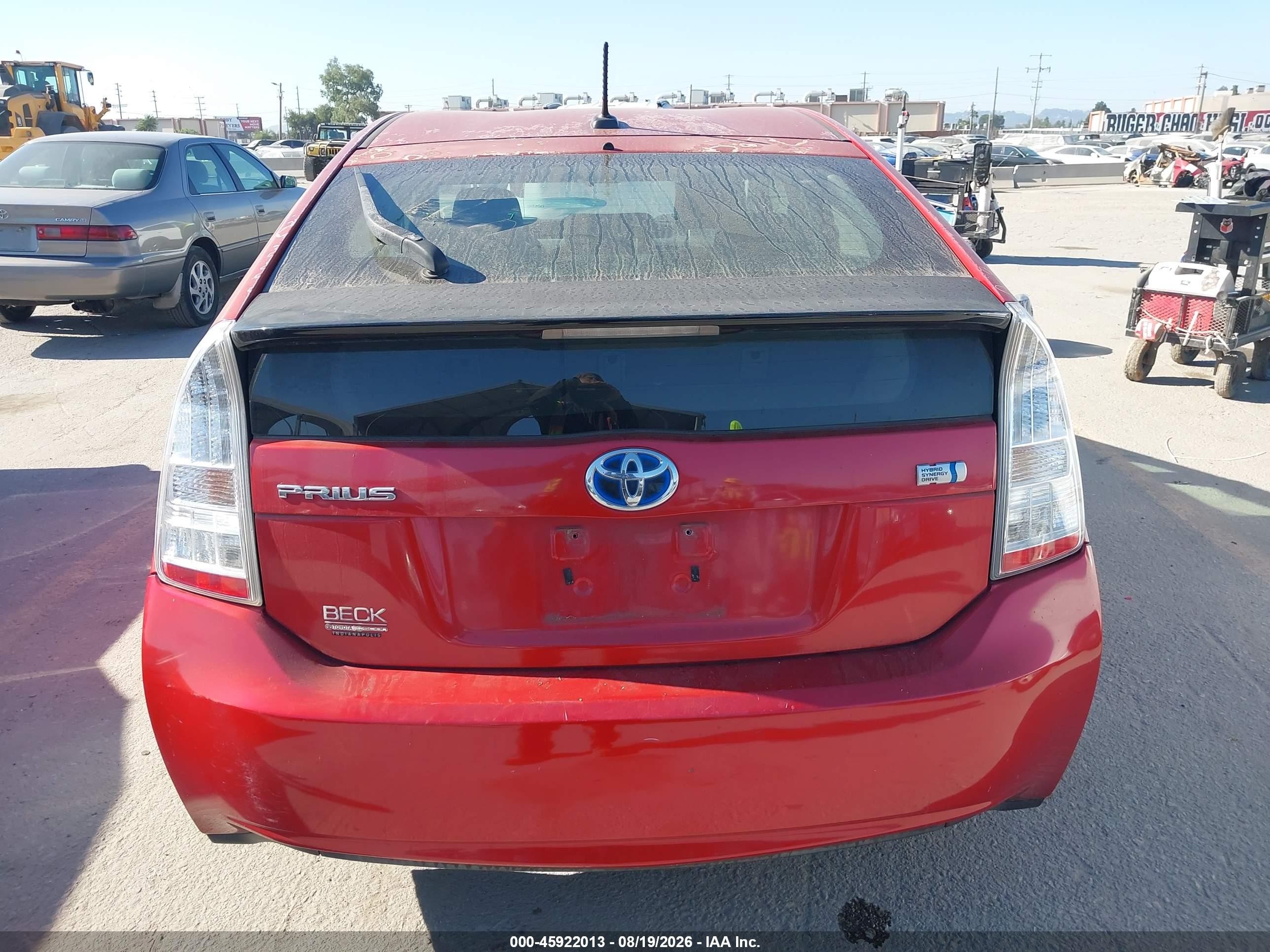 2011 Toyota Prius Two Красный vin: JTDKN3DU5B1433075