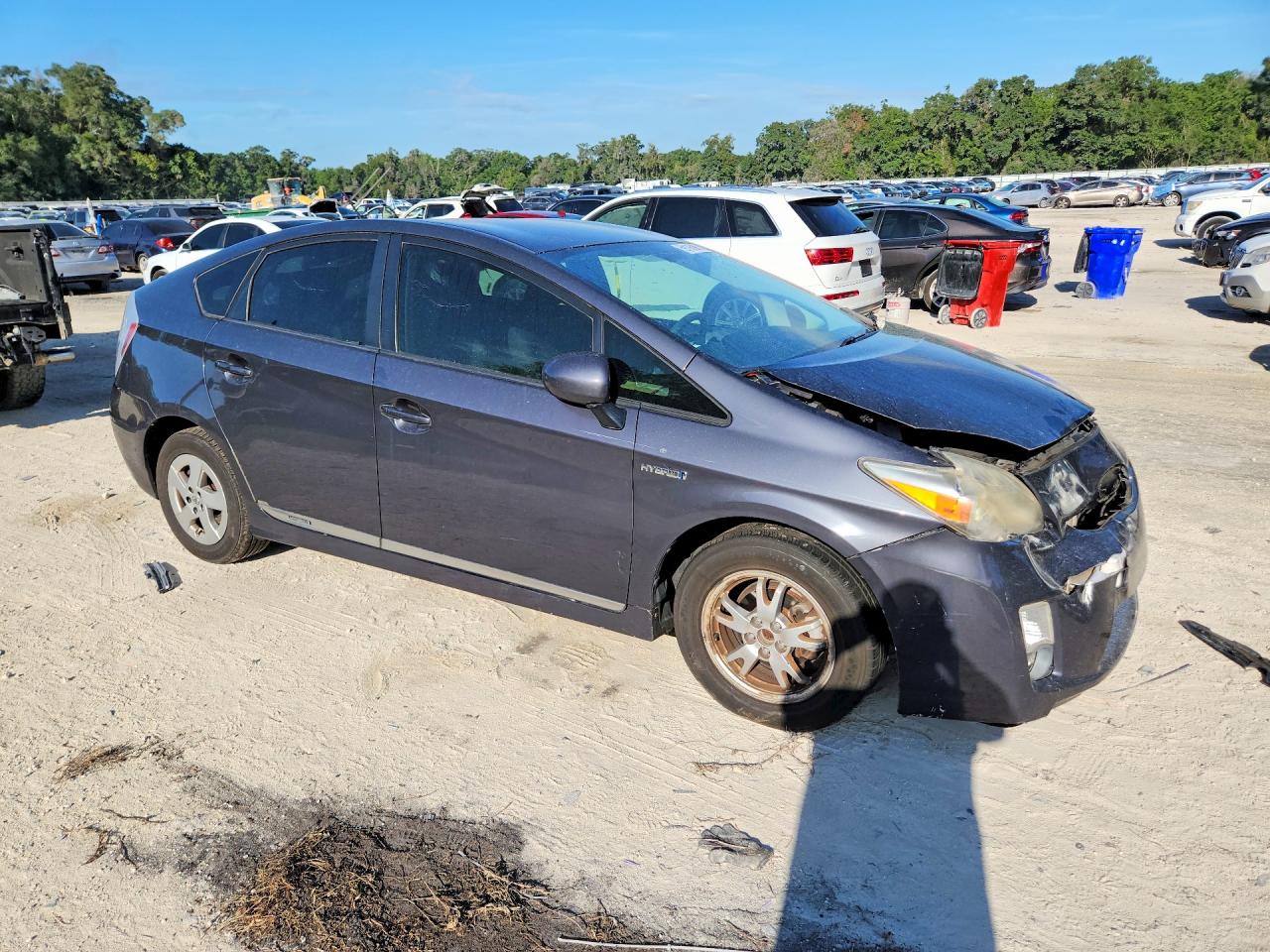 2011 Toyota Prius Three Gray vin: JTDKN3DU5B1440317