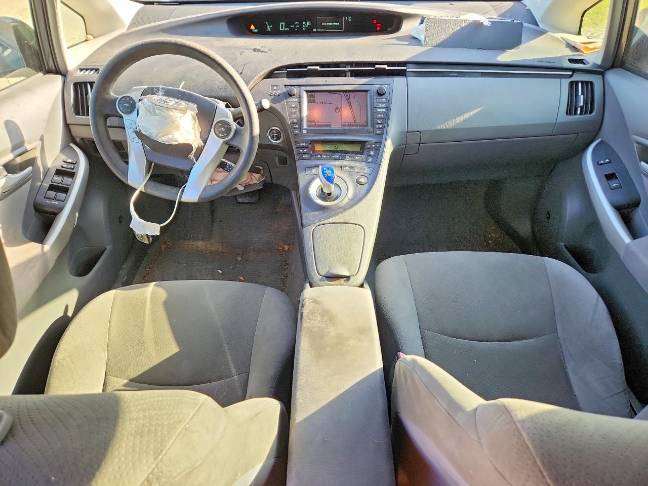 2011 Toyota Prius Three Gray vin: JTDKN3DU5B1440317