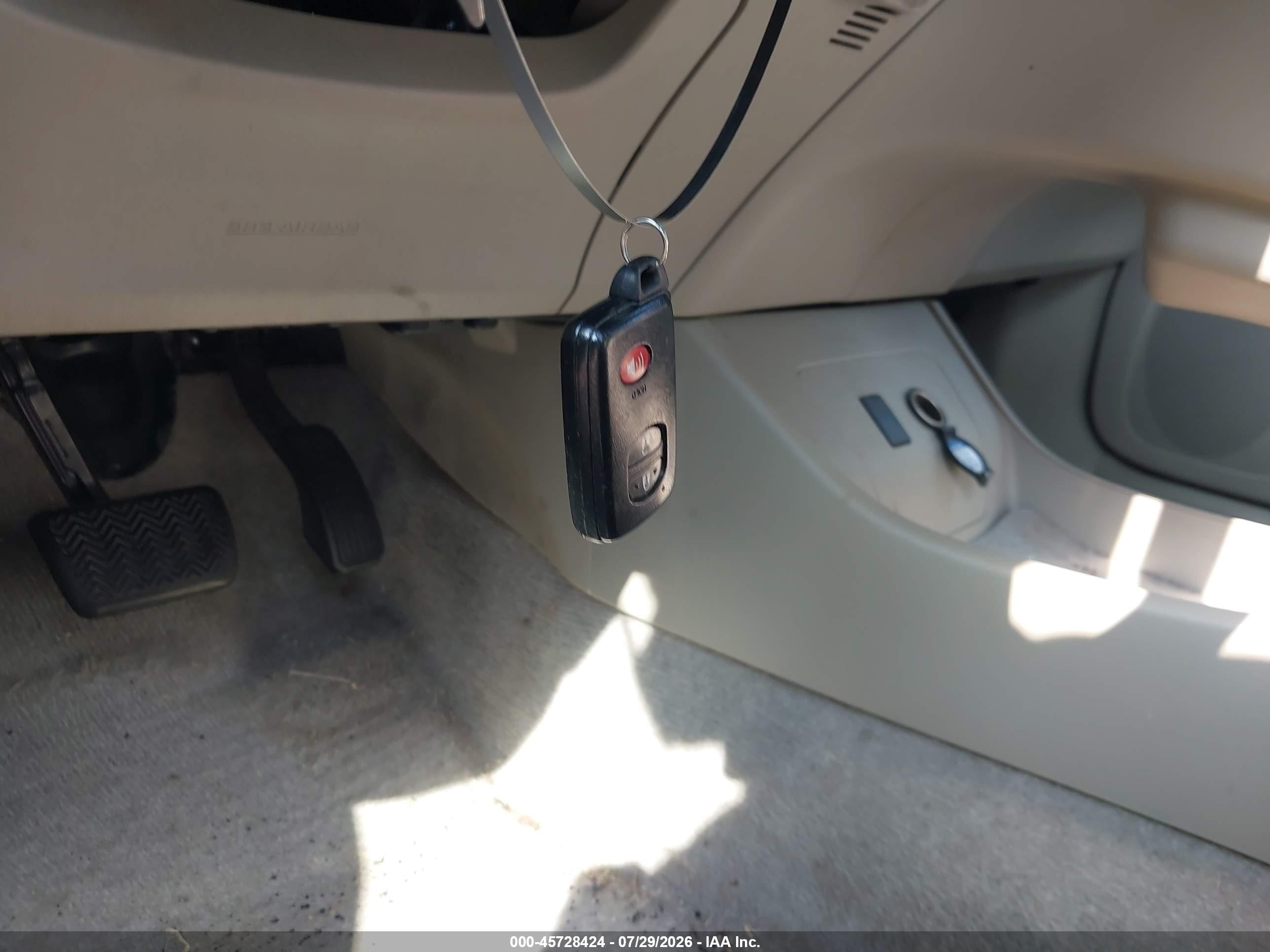 2011 Toyota Prius Two Red vin: JTDKN3DU5B1473589