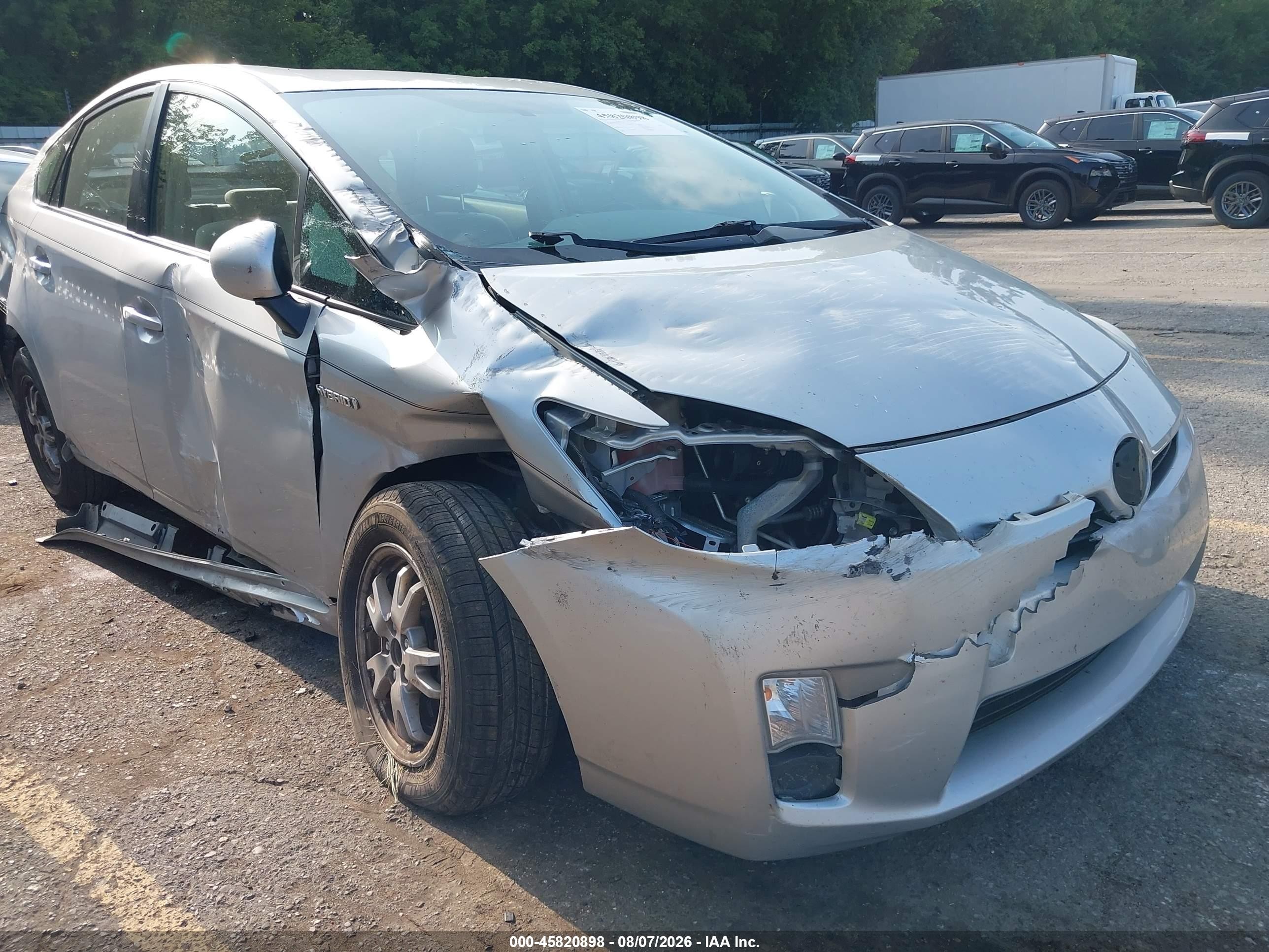 2011 Toyota Prius Two Silver vin: JTDKN3DU5B1474046