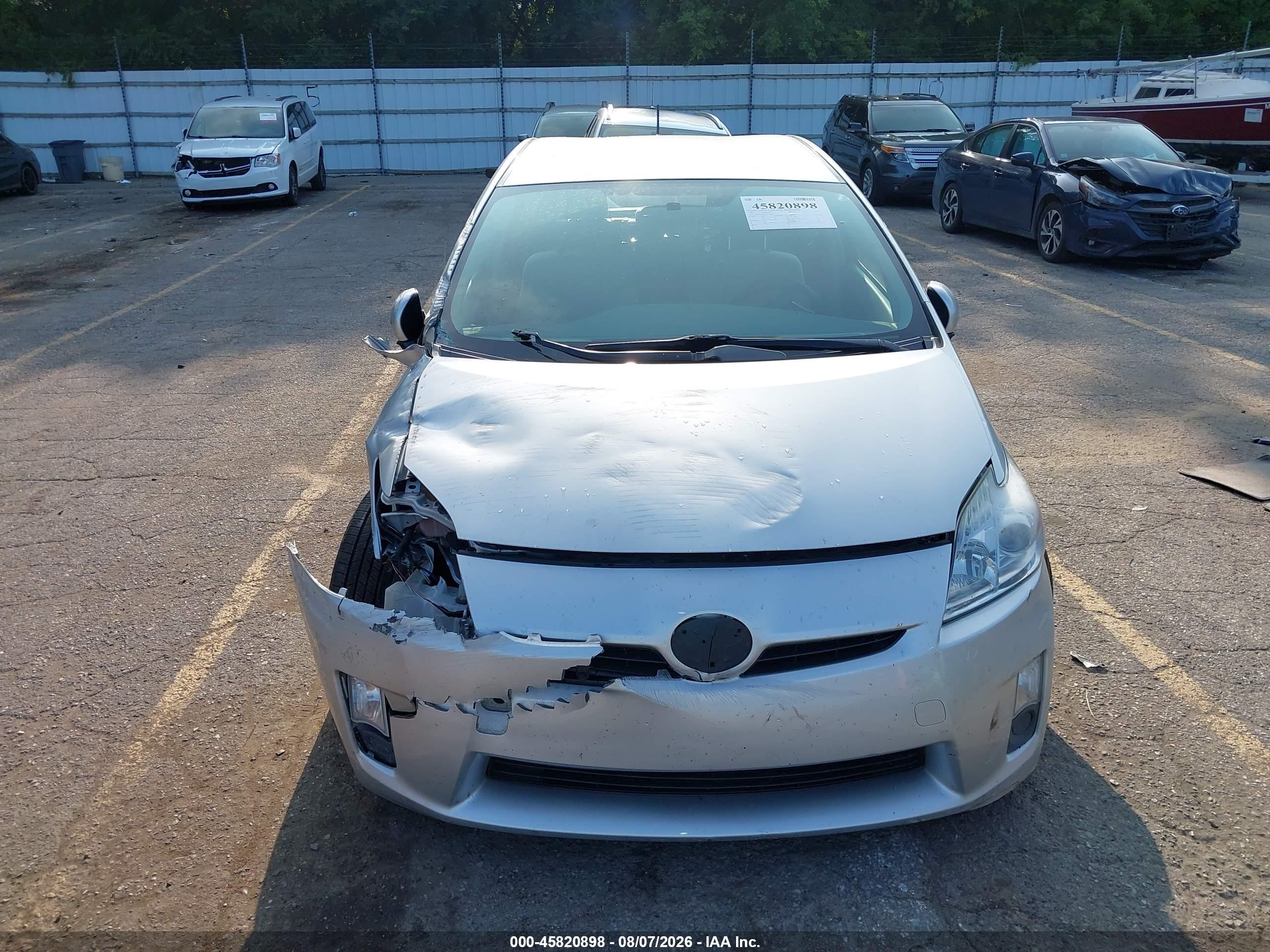 2011 Toyota Prius Two Silver vin: JTDKN3DU5B1474046